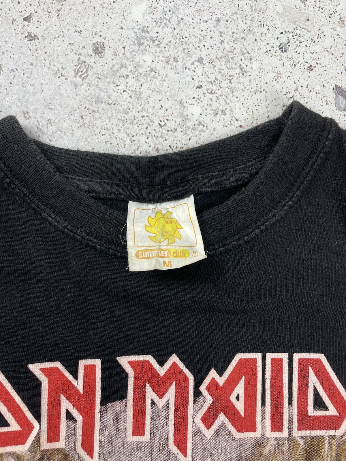 Band Tees × Iron Maiden × Vintage 1997 Vintage Iron Maiden Finger Rock Tee T-Shirt Size US M / EU 48-50 / 2 - 5 Thumbnail
