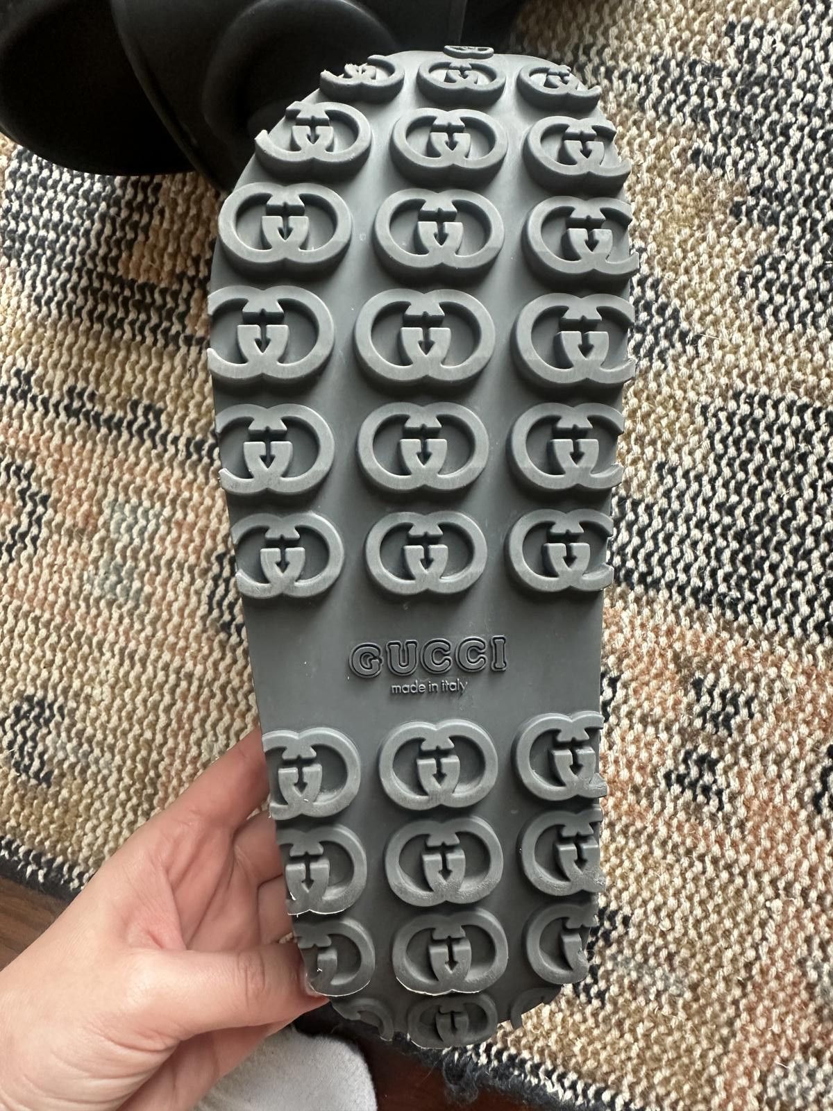 Gucci Gucci Black Slide Sandals - Luxury Comfort Size US 7 / IT 37 - 3 Thumbnail