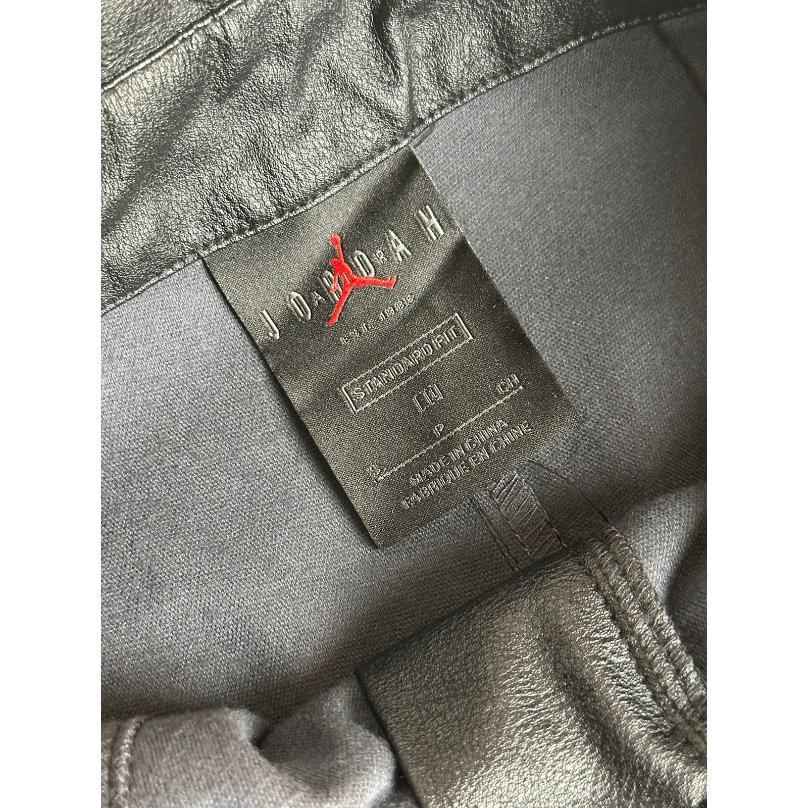 Jordan Brand Jordan Black Leather Cargo Pants Size S CW6485-010 - New Size 26" / US 2 / IT 38 - 10 Thumbnail