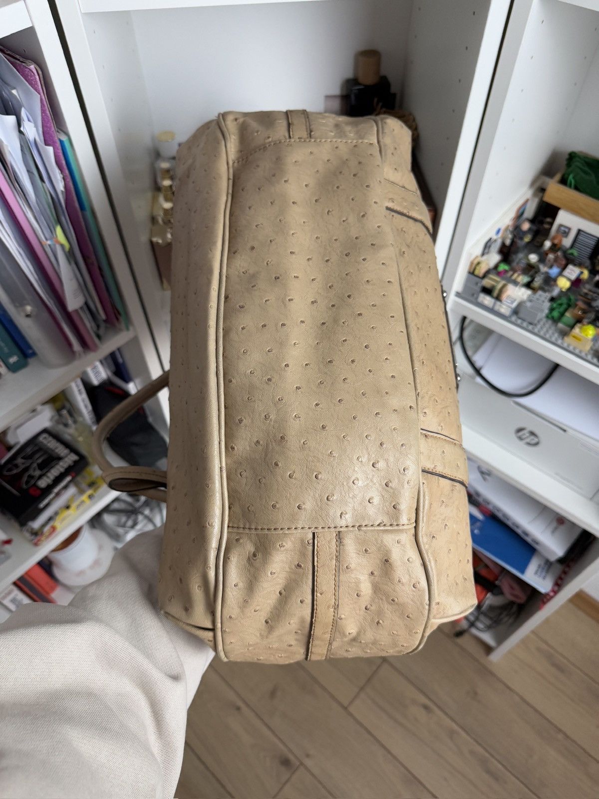 Guess × Vintage Vintage y2k Guess big logo leather shoulderbag designer rare Size ONE SIZE - 11 Thumbnail