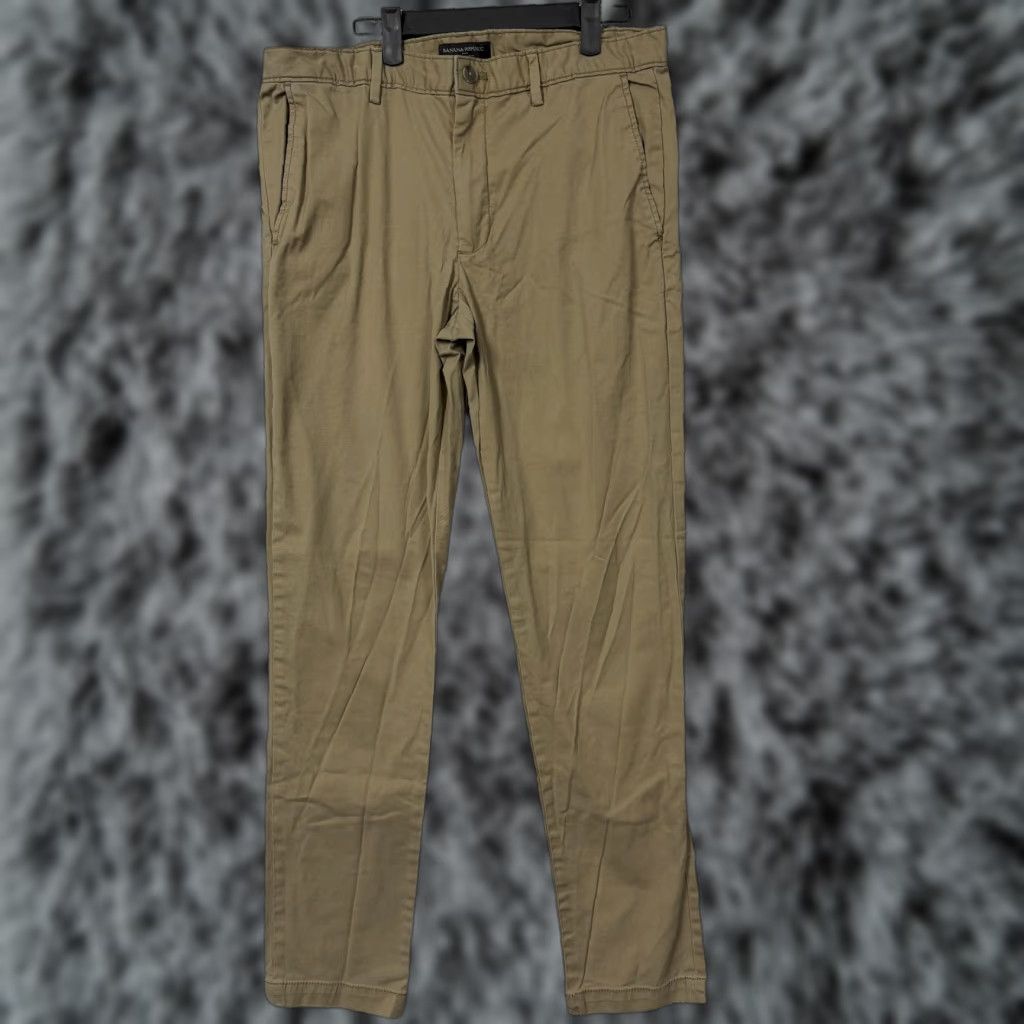 Banana Republic Banana Republic Lived-In Chino Pants Mens 33x32 Brown Skinny Fit Khaki Preppy Size US 33 - 1 Thumbnail