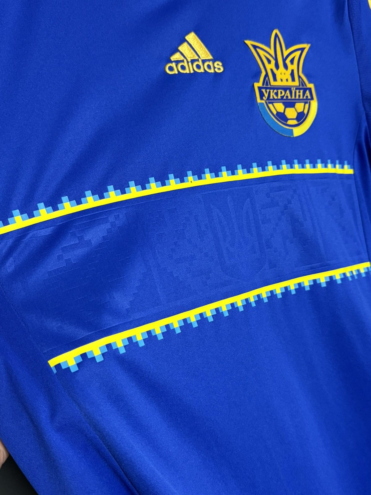Adidas Ukraine National Team 11/13 Away Football Soccer Jersey Size US S / EU 44-46 / 1 - 5 Thumbnail