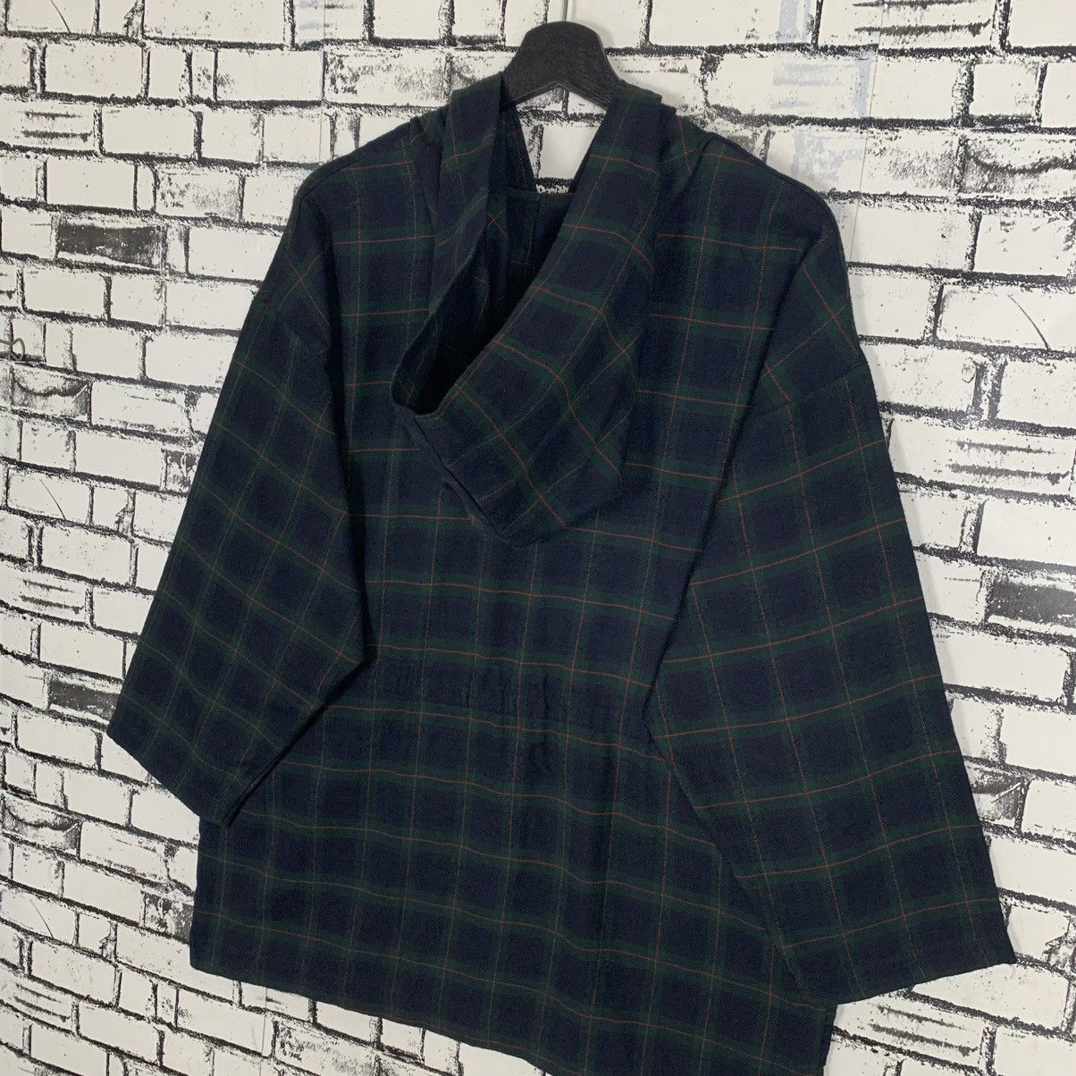 Issey Miyake Vintage One Mile Plantation Issey Miyake Tartan Cape Cloak Size US M / EU 48-50 / 2 - 6 Thumbnail