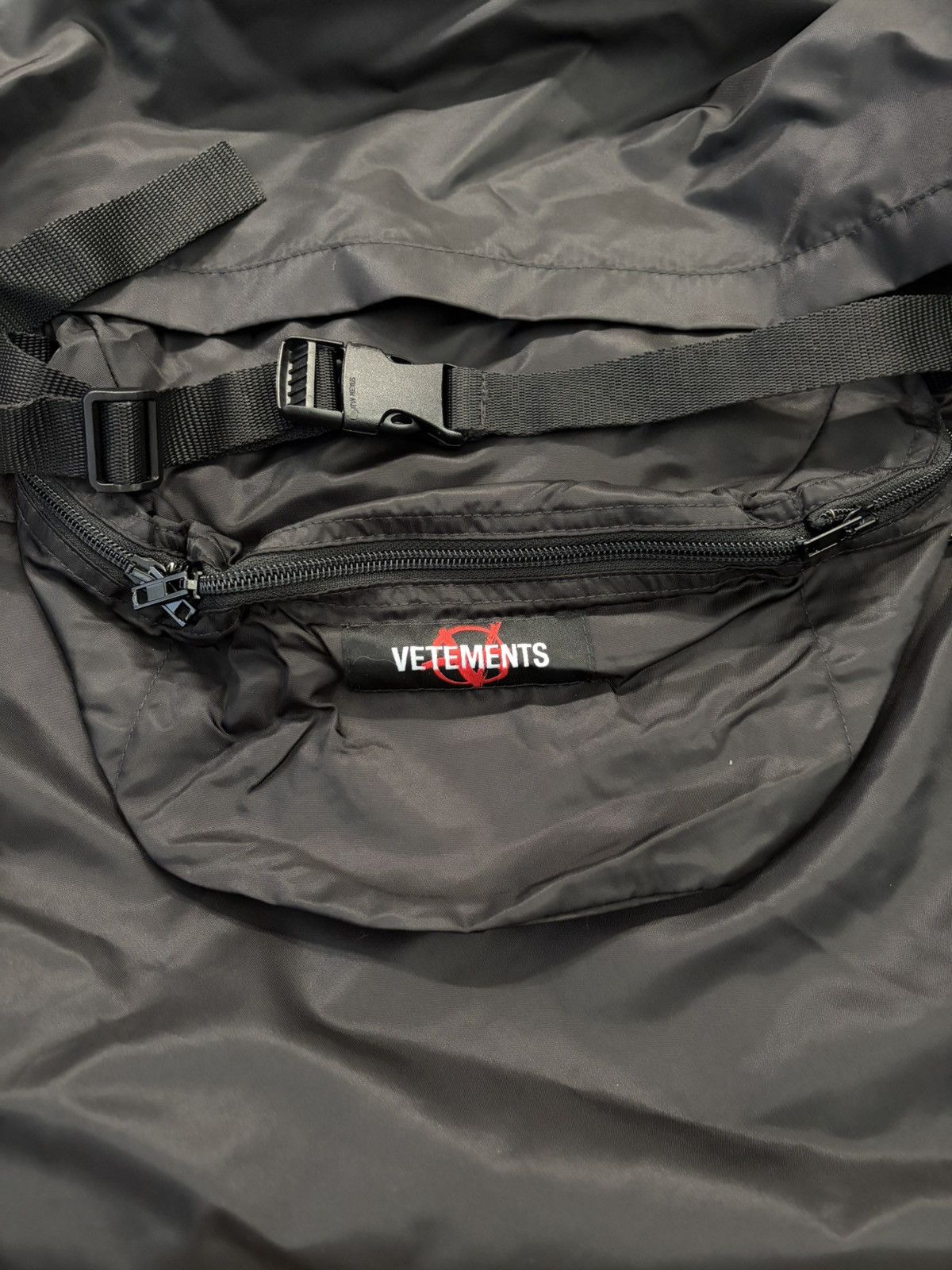 Vetements AW20 Waist Bag Fanny Pack Nylon Jacket Size US XXL / EU 58 / 5 - 7 Thumbnail