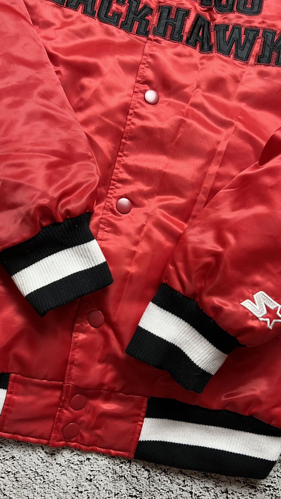 Starter VTG 90’s Chicago Blackhawks NHL starter bomber jacket Size US L / EU 52-54 / 3 - 5 Thumbnail