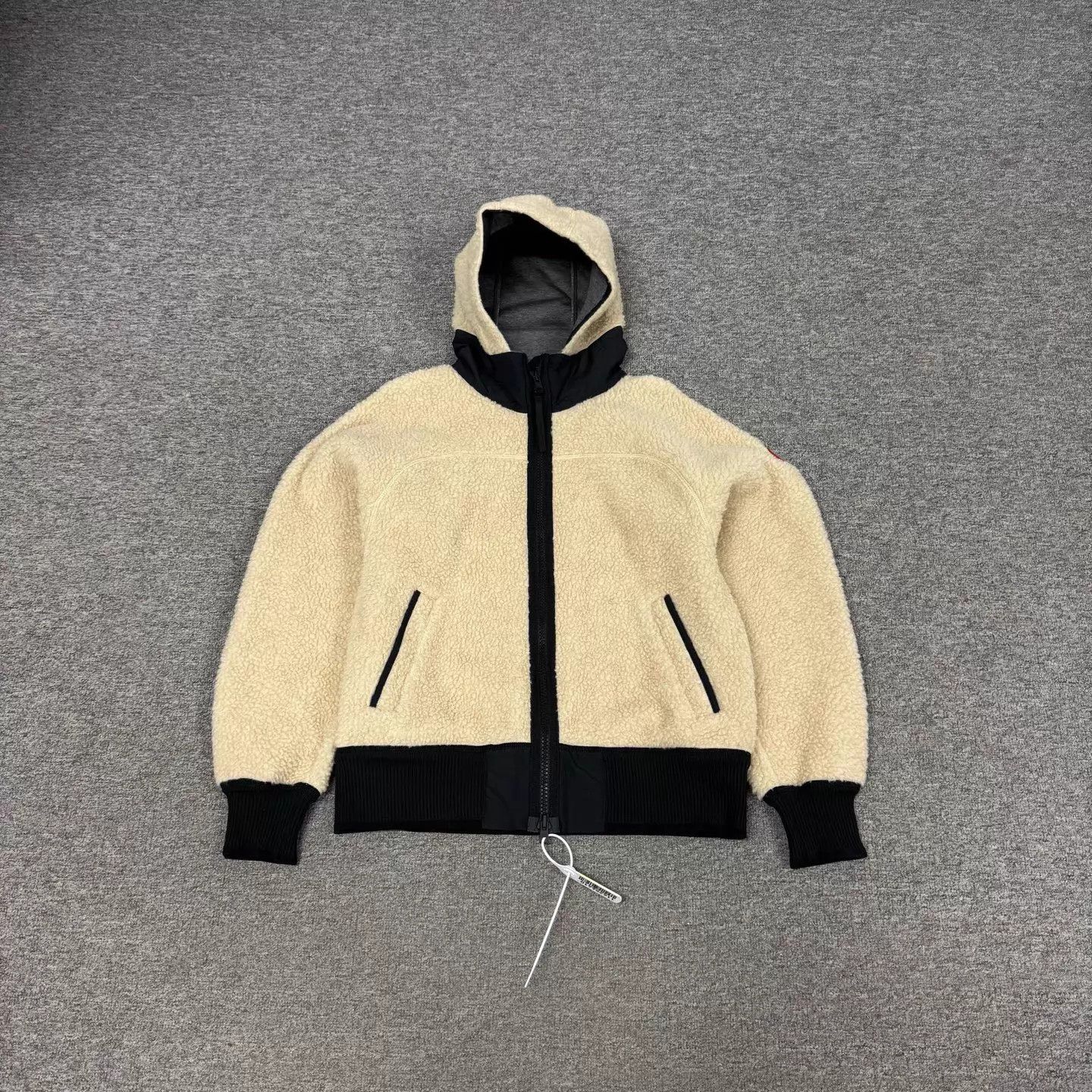 Canada Goose Canada Goose beige shearling hooded zip jacket women's S Size S / US 4 / IT 40 - 1 Thumbnail