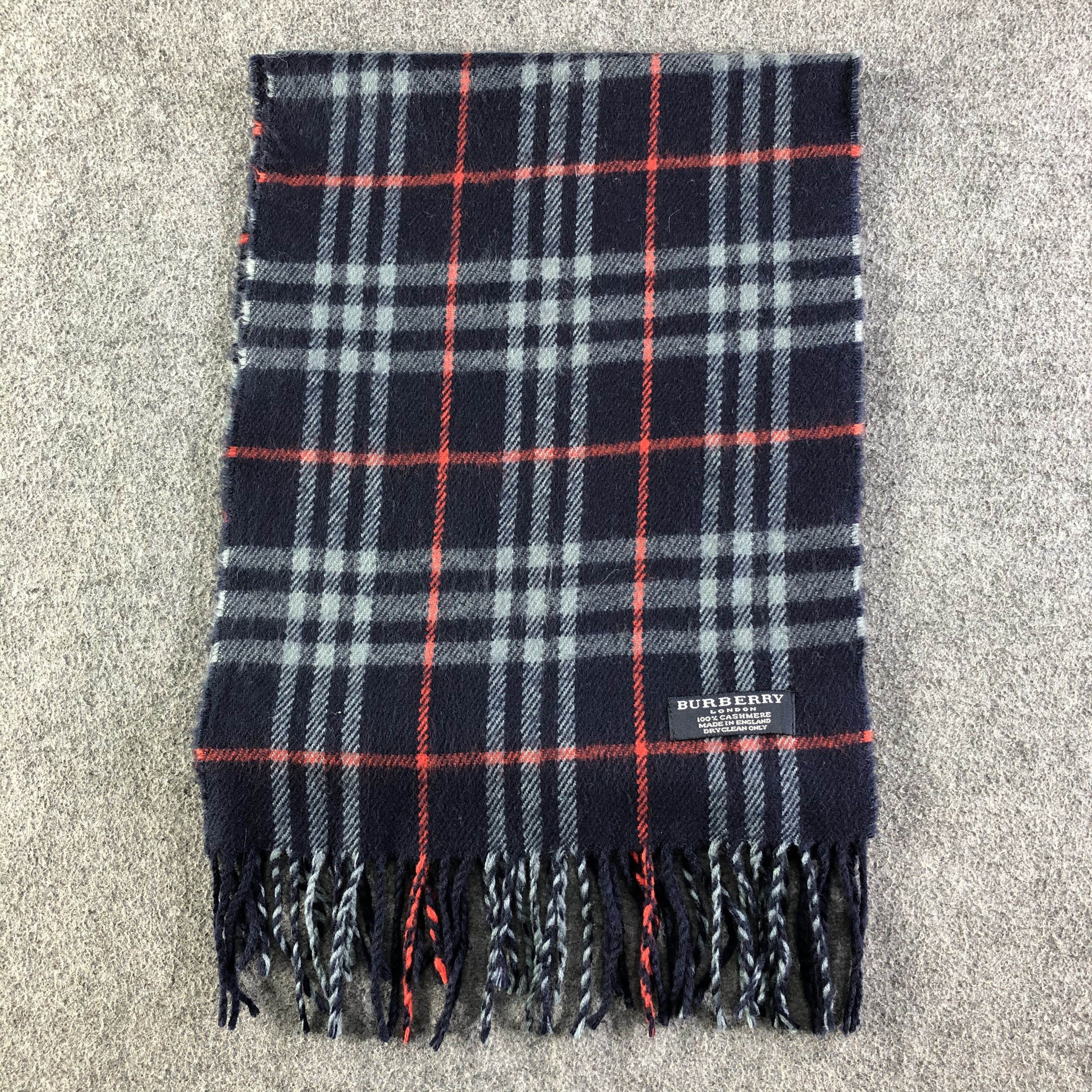 Burberry Burberry Scarf / Muffler / Neckwear P467 Size ONE SIZE - 3 Thumbnail
