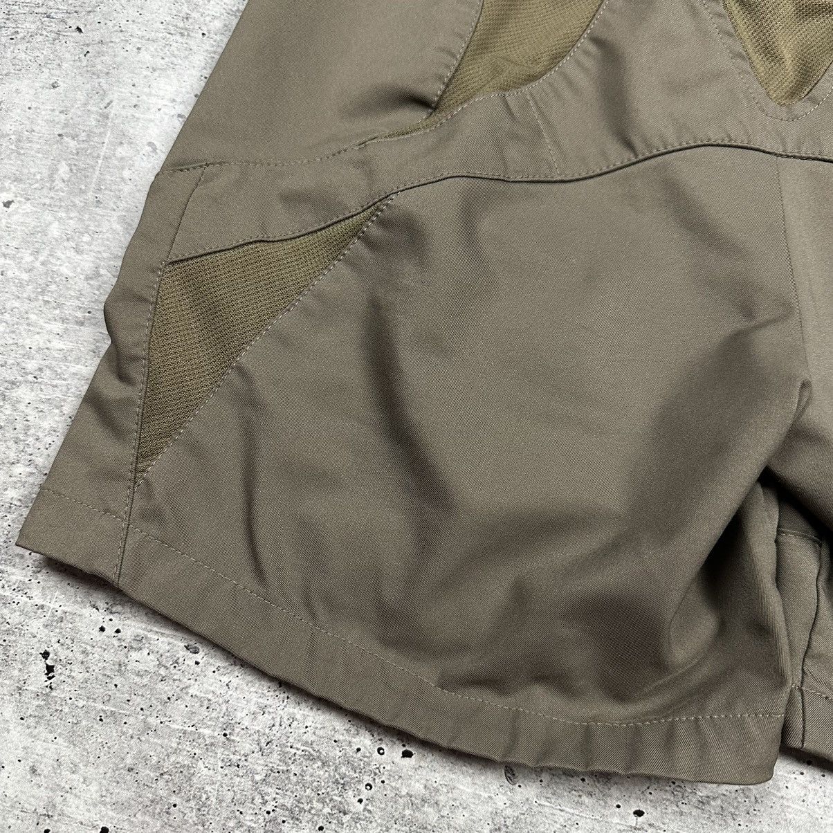 Nike ACG Vintage Nike ACG Shorts Brown Women’s Size US 4 Size 27" / US 4 / IT 40 - 15 Thumbnail