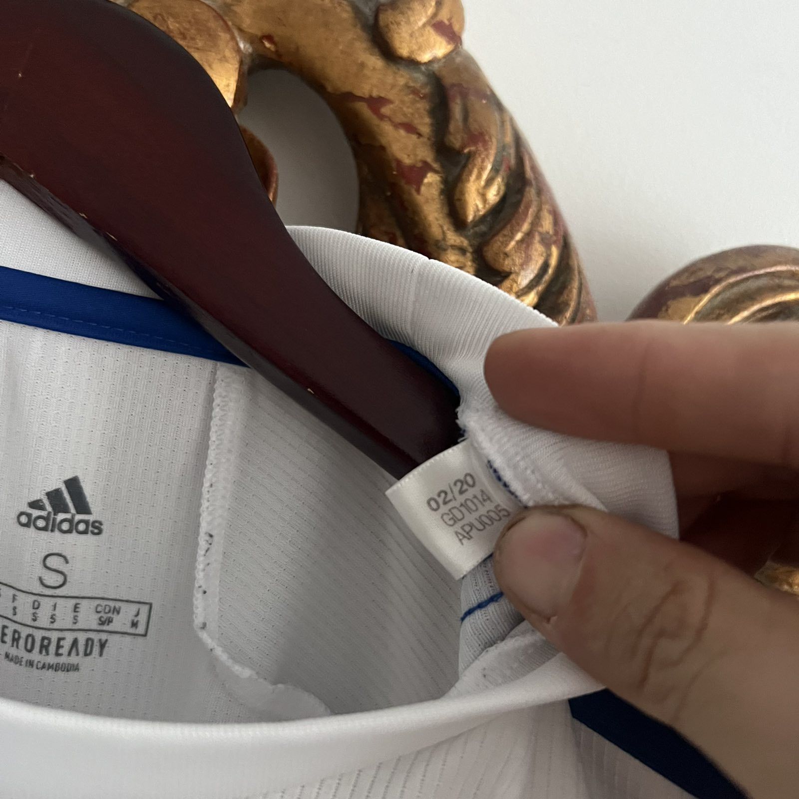 Adidas Adidas soccer jersey Leeds United Sz s Size US S / EU 44-46 / 1 - 6 Thumbnail
