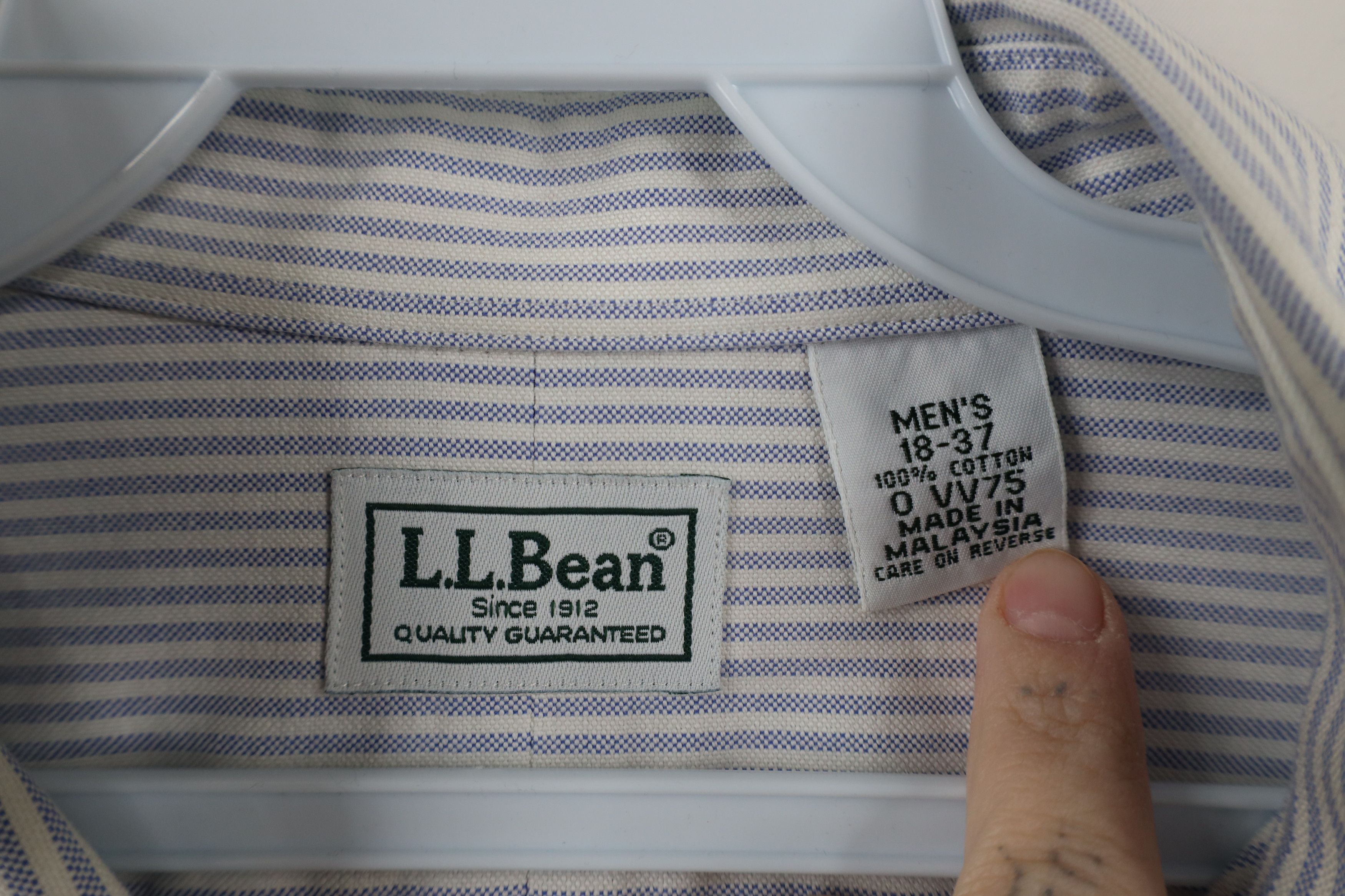 L.L. Bean × Vintage Vintage 90s LL Bean Oxford Pinstriped Button Down Shirt Size US L / EU 52-54 / 3 - 9 Thumbnail