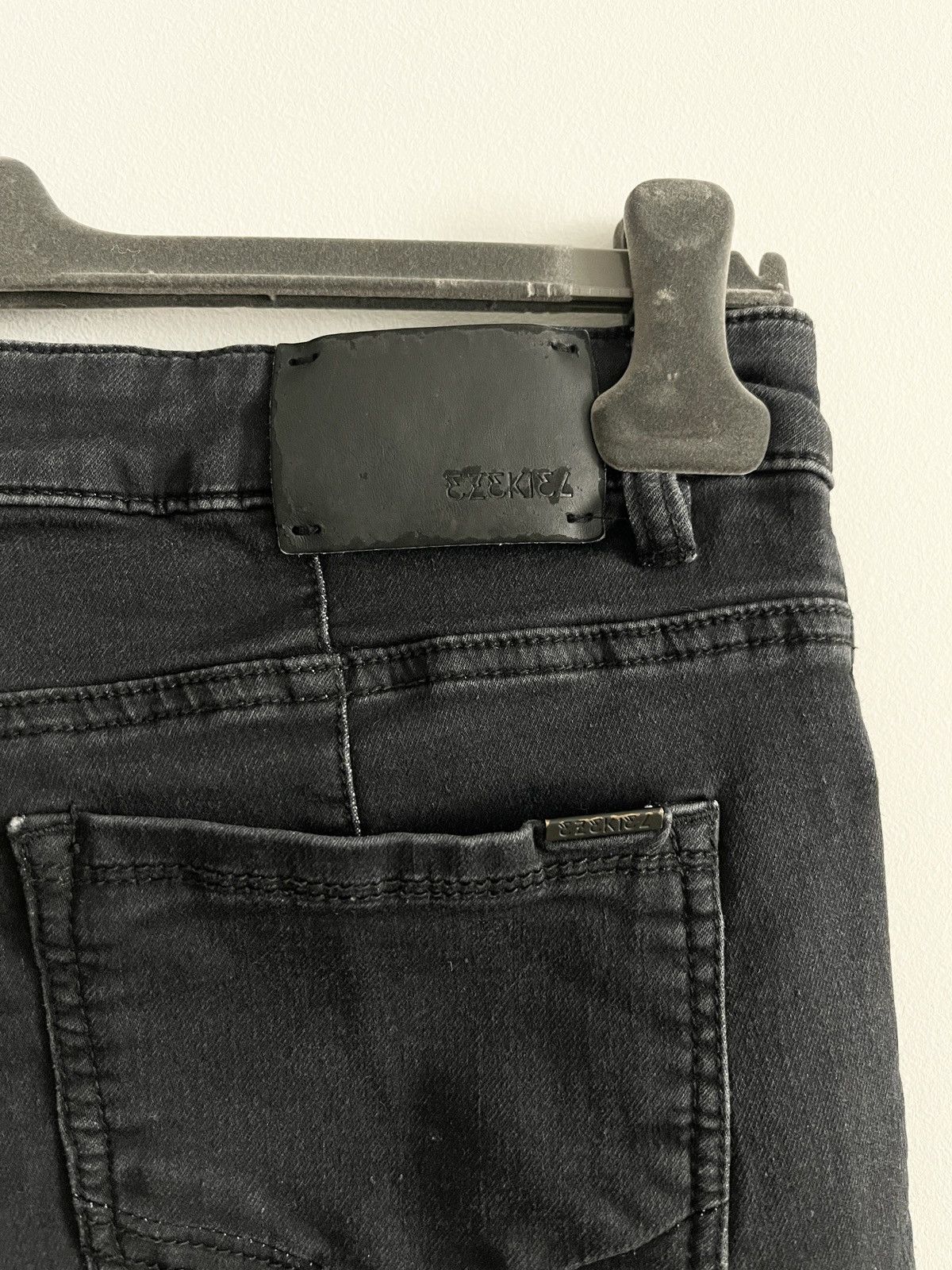 Ezekiel STEAL! 2000s Ezekiel Black Skinny Jeans Size US 36 / EU 52 - 8 Thumbnail