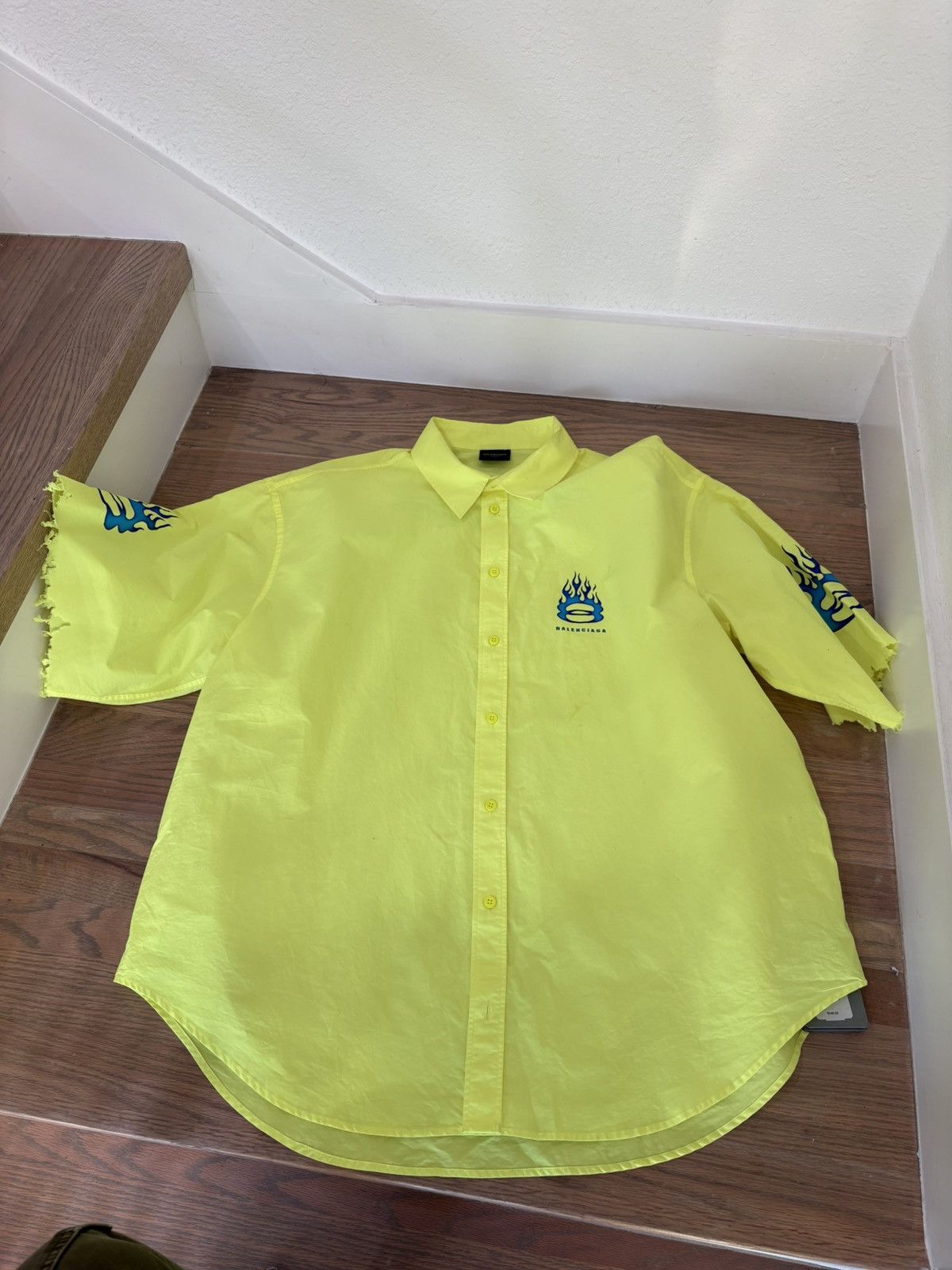 Balenciaga BALENCIAGA Neon yellow Flame shirt Size US M / EU 48-50 / 2 - 2 Thumbnail