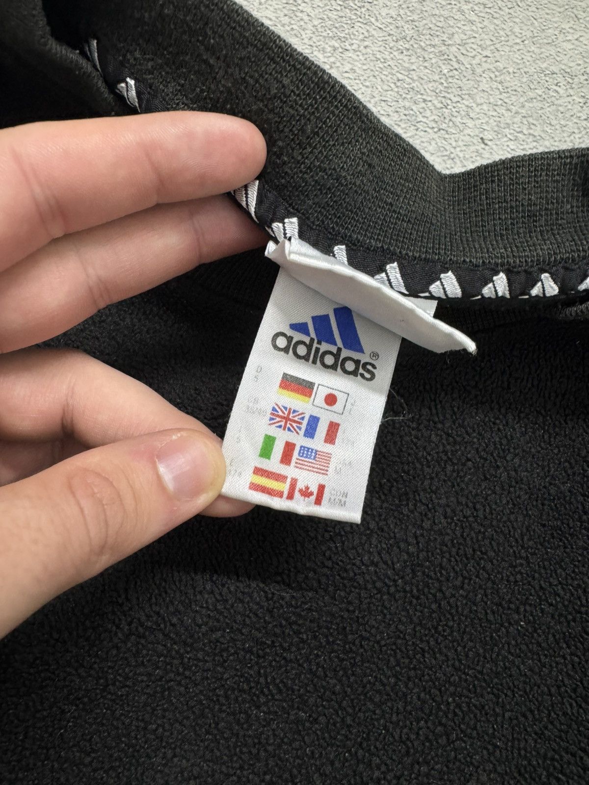 Adidas Vintage Adidas Fleece Sweatshirt 00’s Size US M / EU 48-50 / 2 - 9 Thumbnail