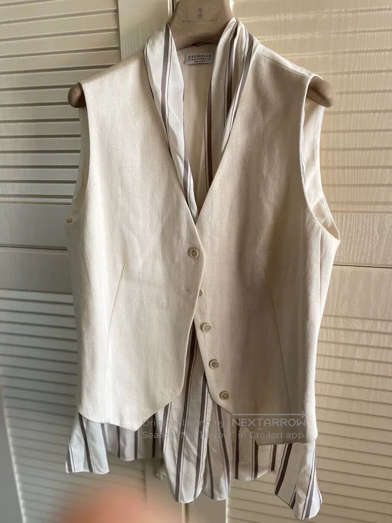 Brunello Cucinelli Brunello Cucinelli Scarf Style Fake Two Piece Vest Size XL / US 12-14 / IT 48-50 - 1 Thumbnail
