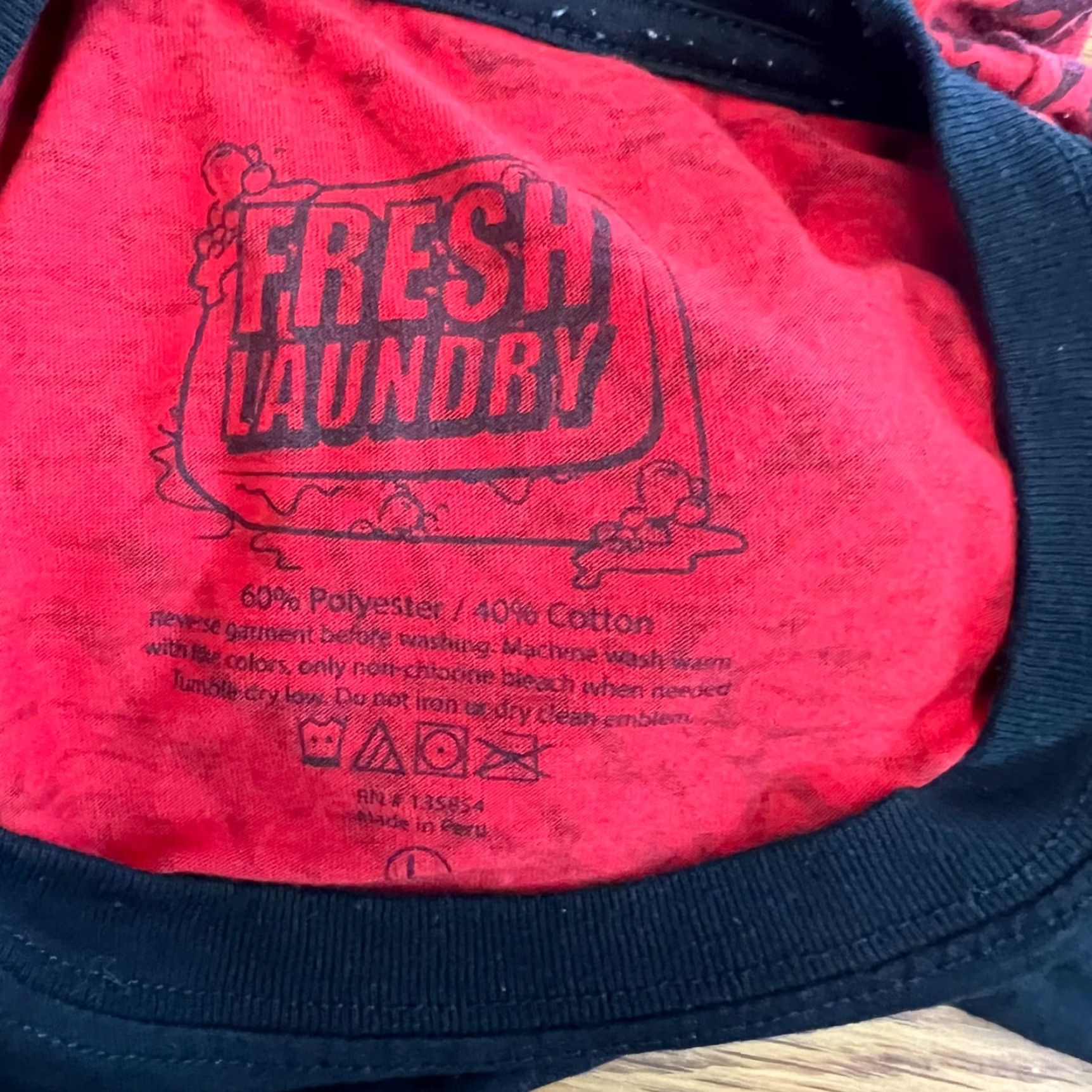 Vintage Fresh Laundry T-Shirt Men Large Chicago Bulls Legend Basketball Red Sleeves AOP Graphic Print Size US L / EU 52-54 / 3 - 5 Thumbnail