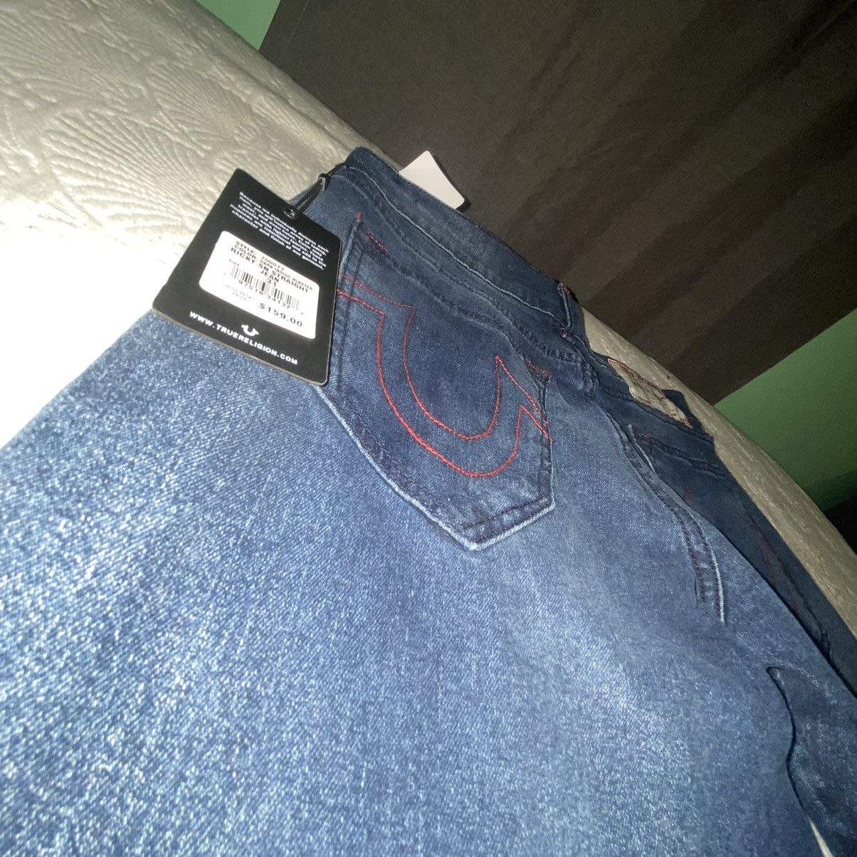 True Religion True Religion Jeans Ricky Relaxed Straight Blue/Red Stiching Size US 31 - 2 Thumbnail
