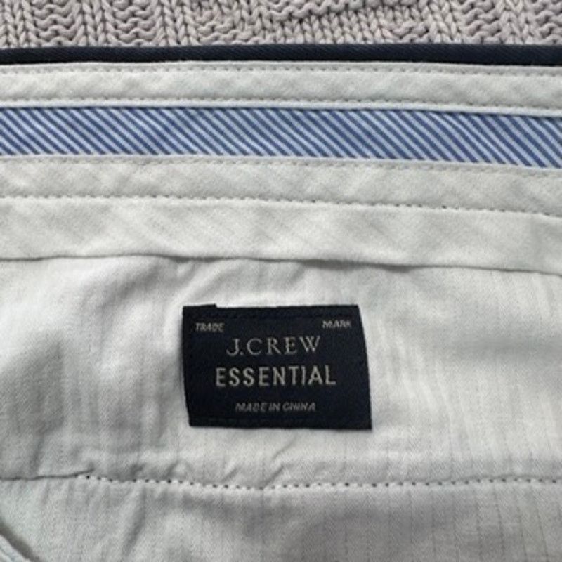 J.Crew J Crew Essential 484 navy chino pants size 35 Size US 35 - 4 Thumbnail