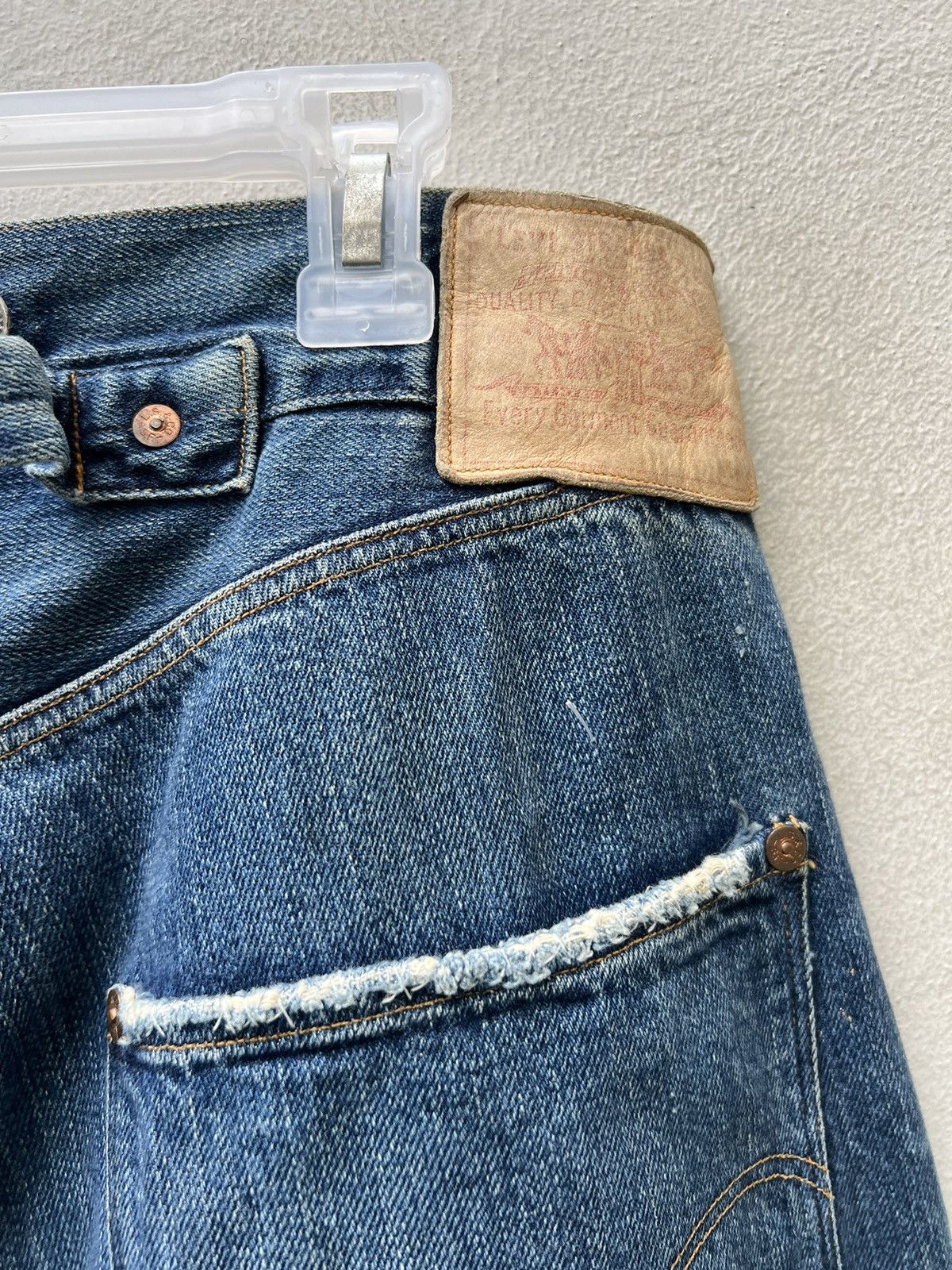 Levi's 90s Levi's LVC #555 Distressed Patchwork Selvedge Denim Size US 32 / EU 48 - 20 Thumbnail