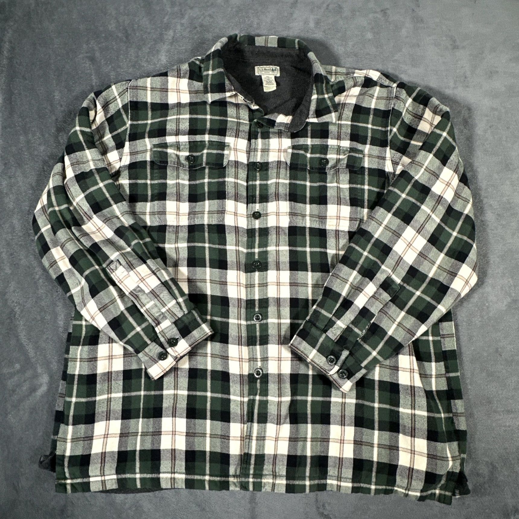 Vintage VINTAGE LL Bean Shirt Mens XL Green Plaid Flannel Lined Button Front Outdoor Casual Size US XL / EU 56 / 4 - 5 Thumbnail