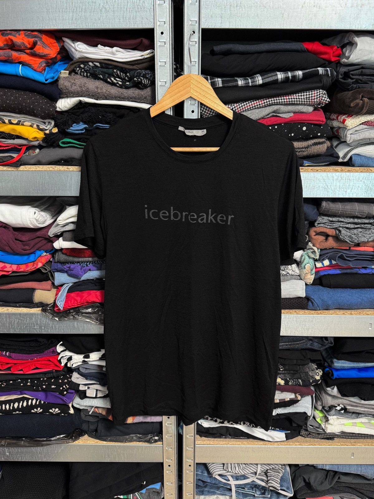 Icebreaker Icebreaker Merino Wool T-Shirt Black Big Logo Size M Hiking Size US M / EU 48-50 / 2 - 1 Thumbnail