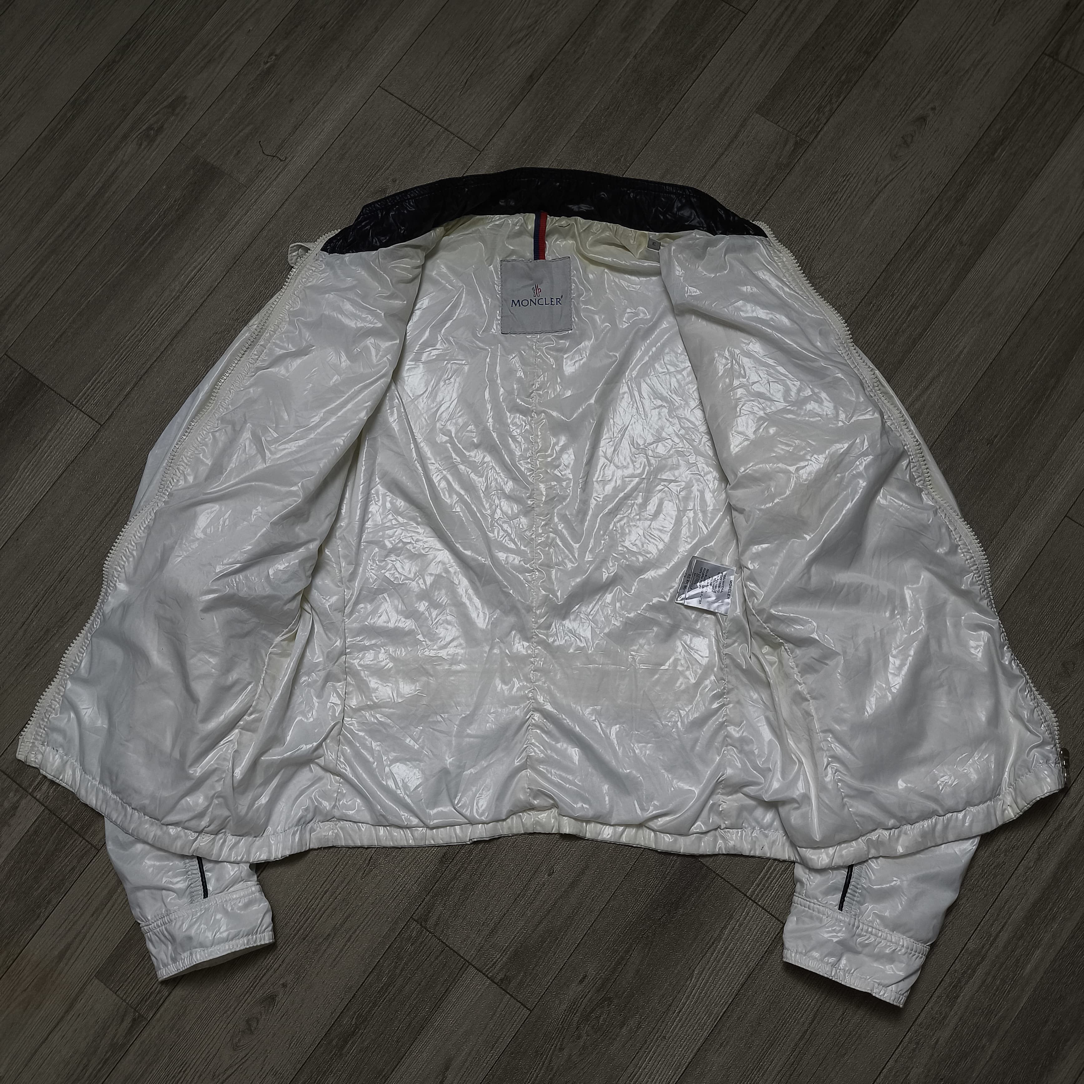 Moncler Vintage Moncler Multi pocket Bikers Jacket Size M / US 6-8 / IT 42-44 - 11 Thumbnail