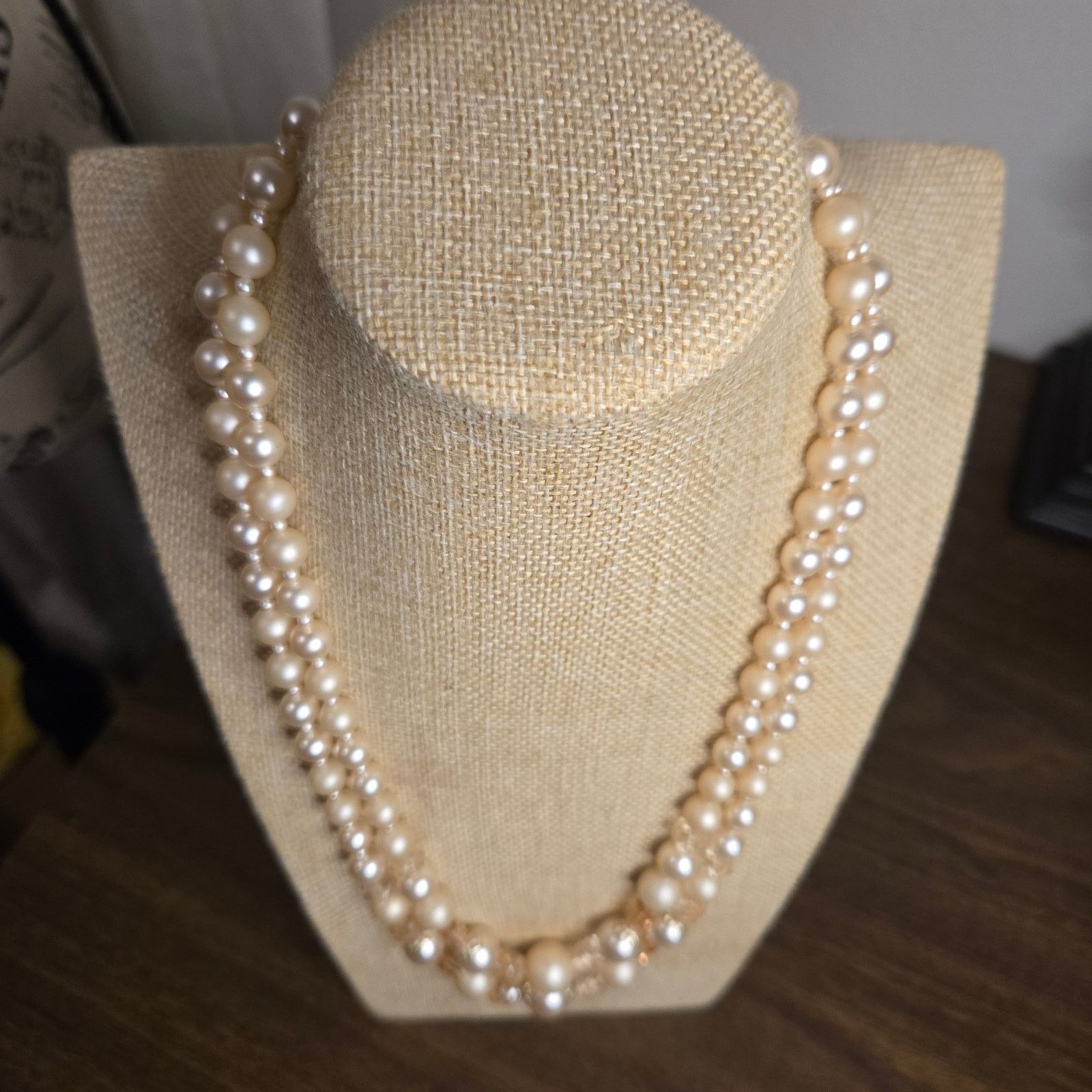 Vintage Vintage Japan Faux Pearl Necklace, Ornate Estate Glam Size ONE SIZE - 5 Thumbnail