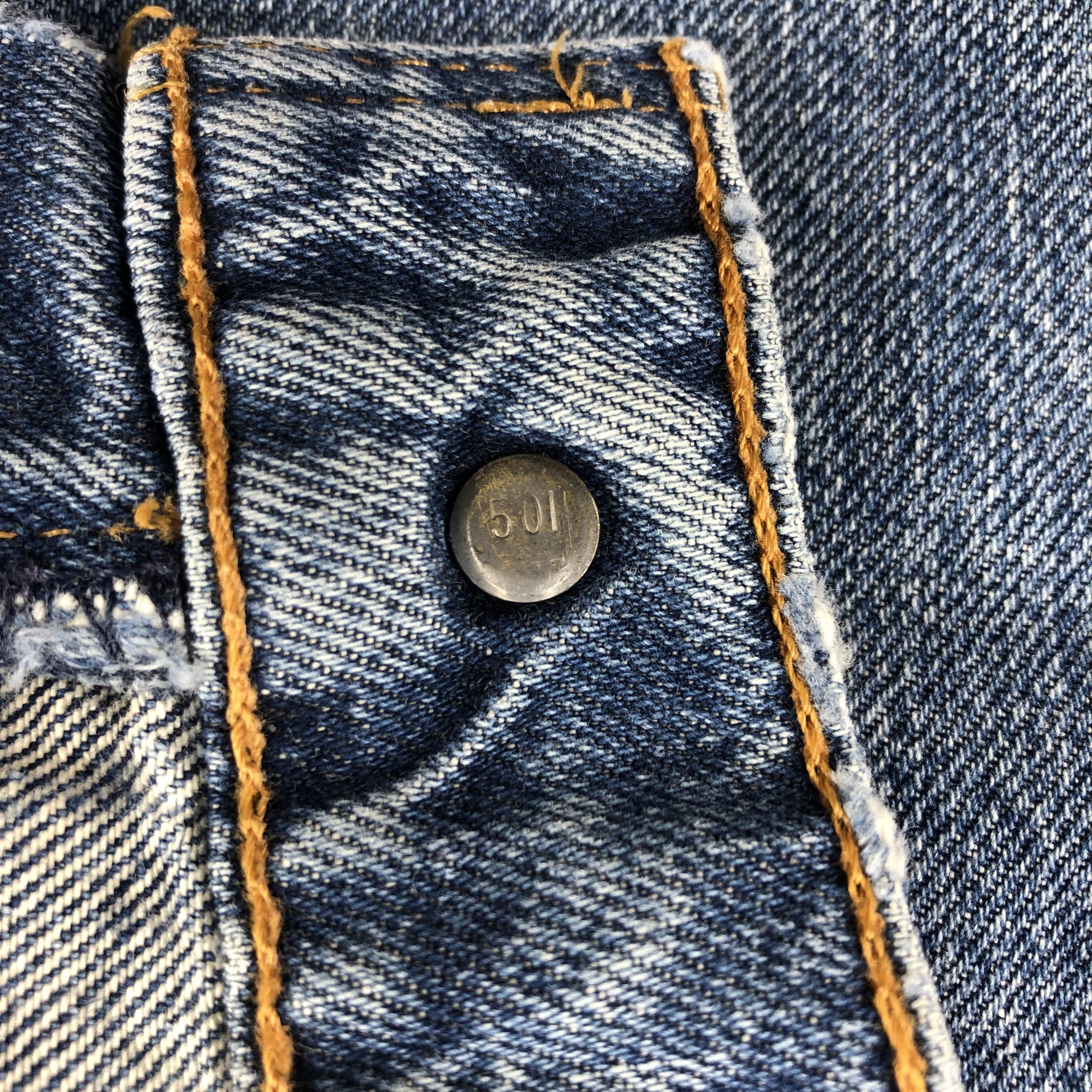 Levi's 90s Vintage Blue Wash Levis 519 Jeans-J1890 Size US 32 / EU 48 - 11 Thumbnail
