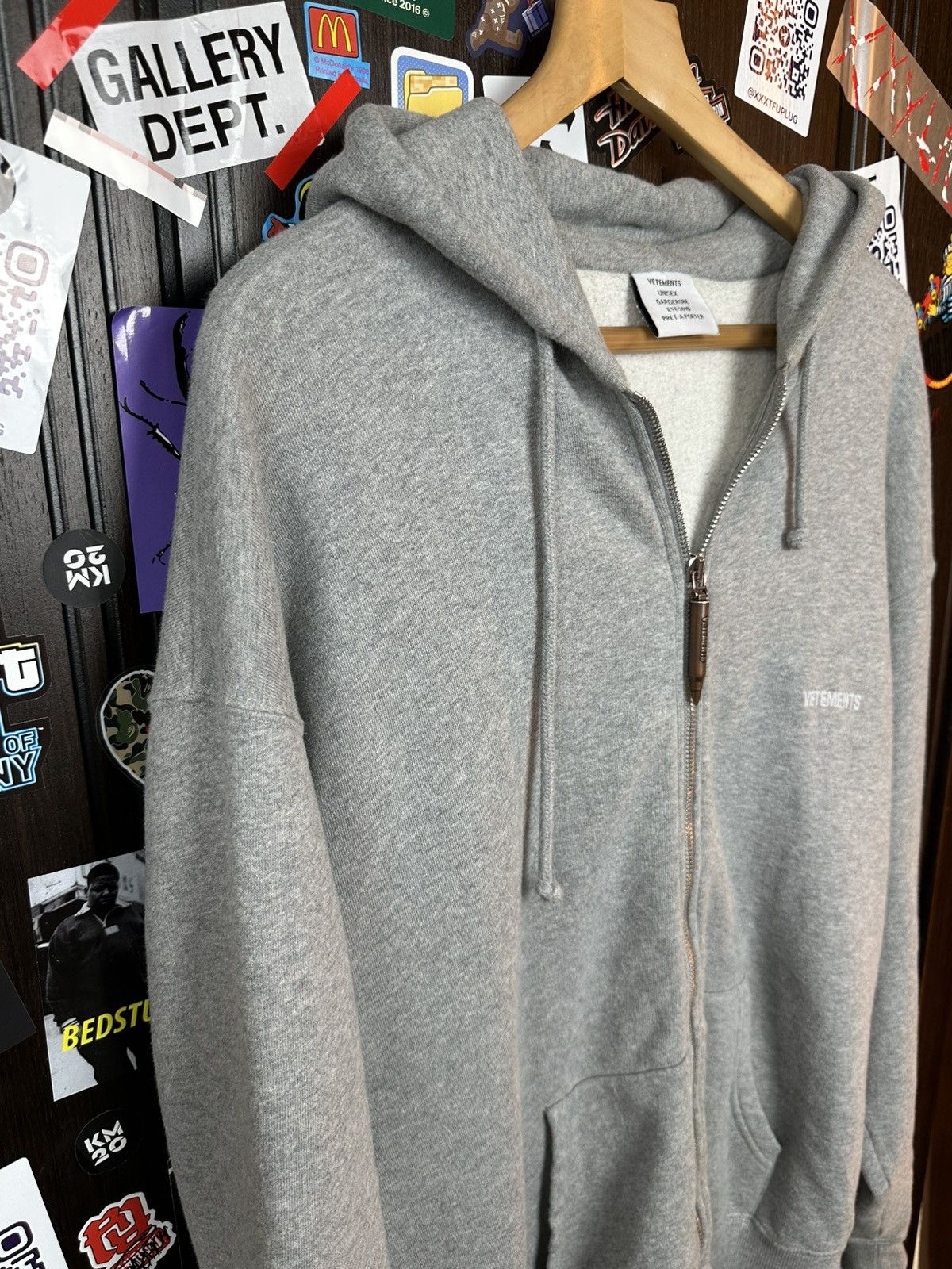 Vetements Vetements SS19 Bullet Elbow Cut-Out Zip Hoodie Size US XS / EU 42 / 0 - 5 Thumbnail