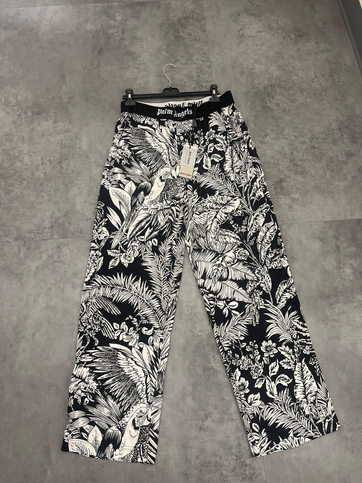 Palm Angels o1c11t2y0823 Jungla Parrots Pajama Pants in Black & White Size US 32 / EU 48 - 3 Thumbnail