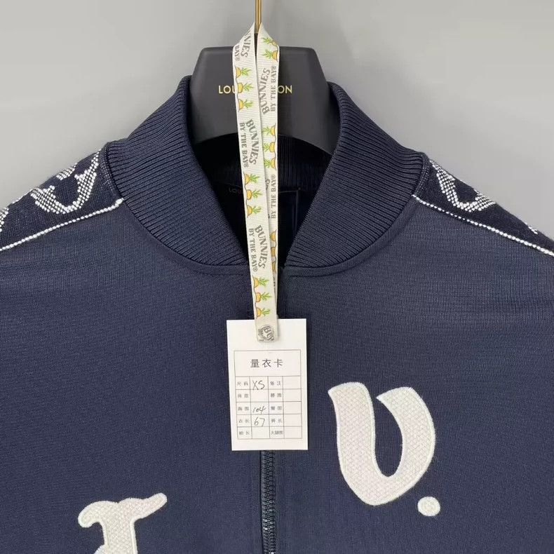 Louis Vuitton Louis Vuitton Zippered Sleeve Logo Jacket 2501-Nextarrow Size US XS / EU 42 / 0 - 6 Thumbnail