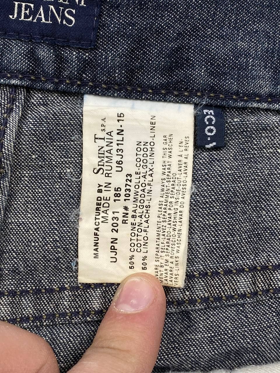 Armani Vintage Armani Big Logo Denim Jeans Men Size 31 Blue Size US 31 - 12 Thumbnail