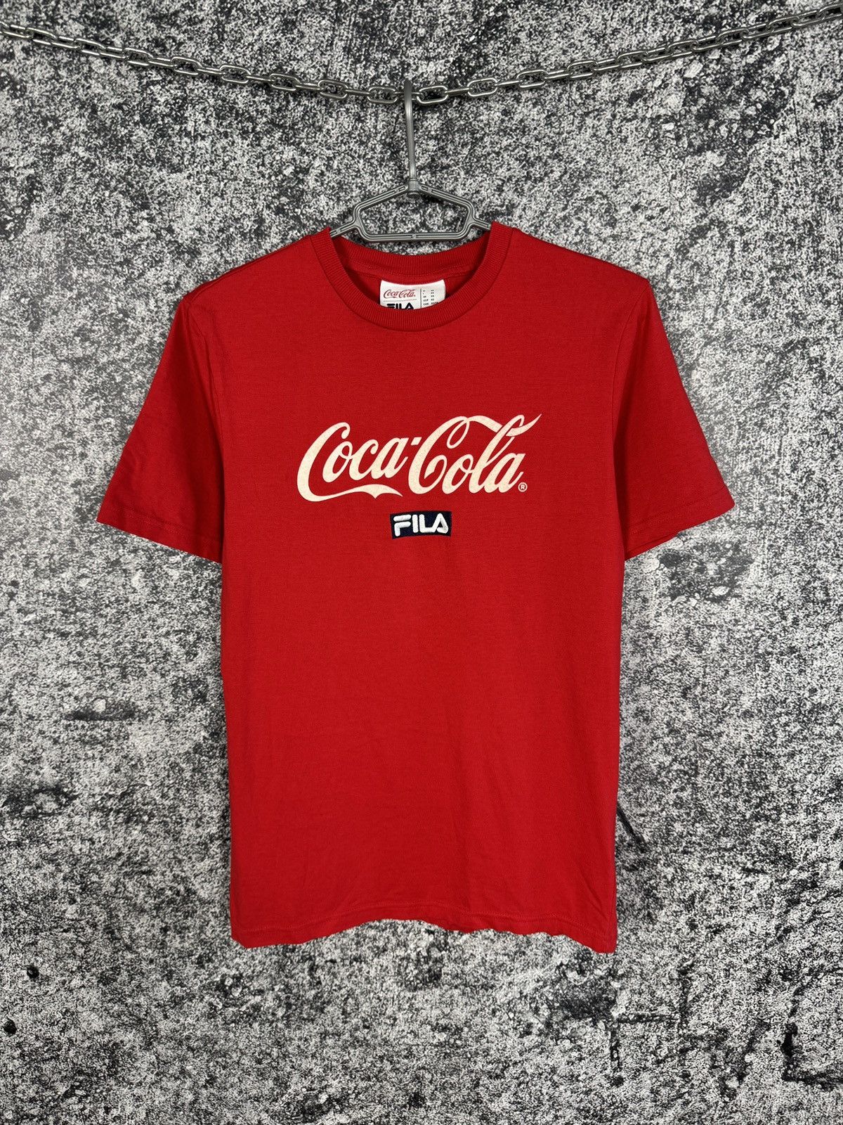 Fila Men’s Coca Cola x FILA Short Sleeve T-Shirt Red Big Logo XS Size US XS / EU 42 / 0 - 1 Thumbnail