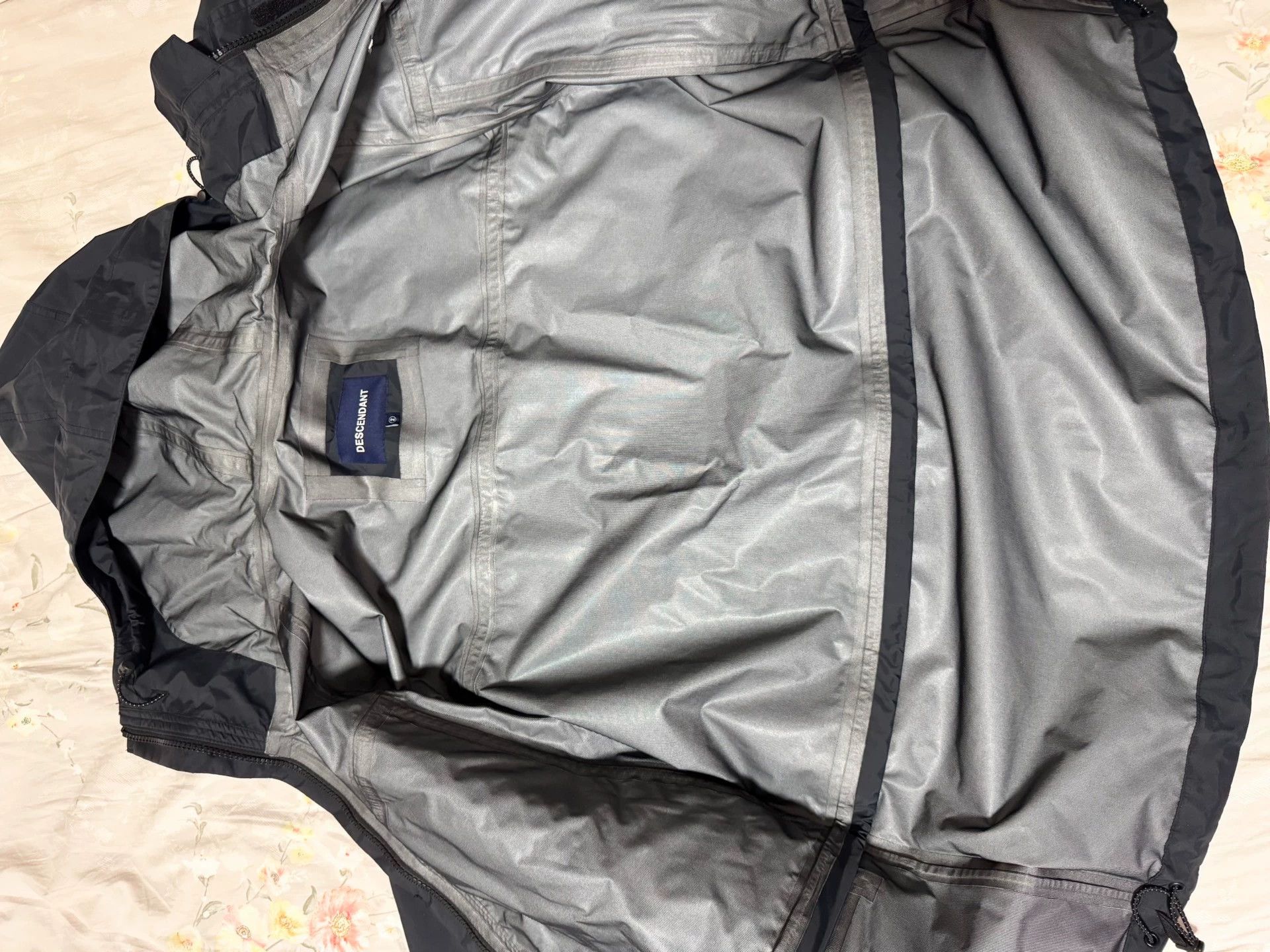 Descendant dcdt 19ss navy waterproof tech jacket M Size US M / EU 48-50 / 2 - 7 Thumbnail