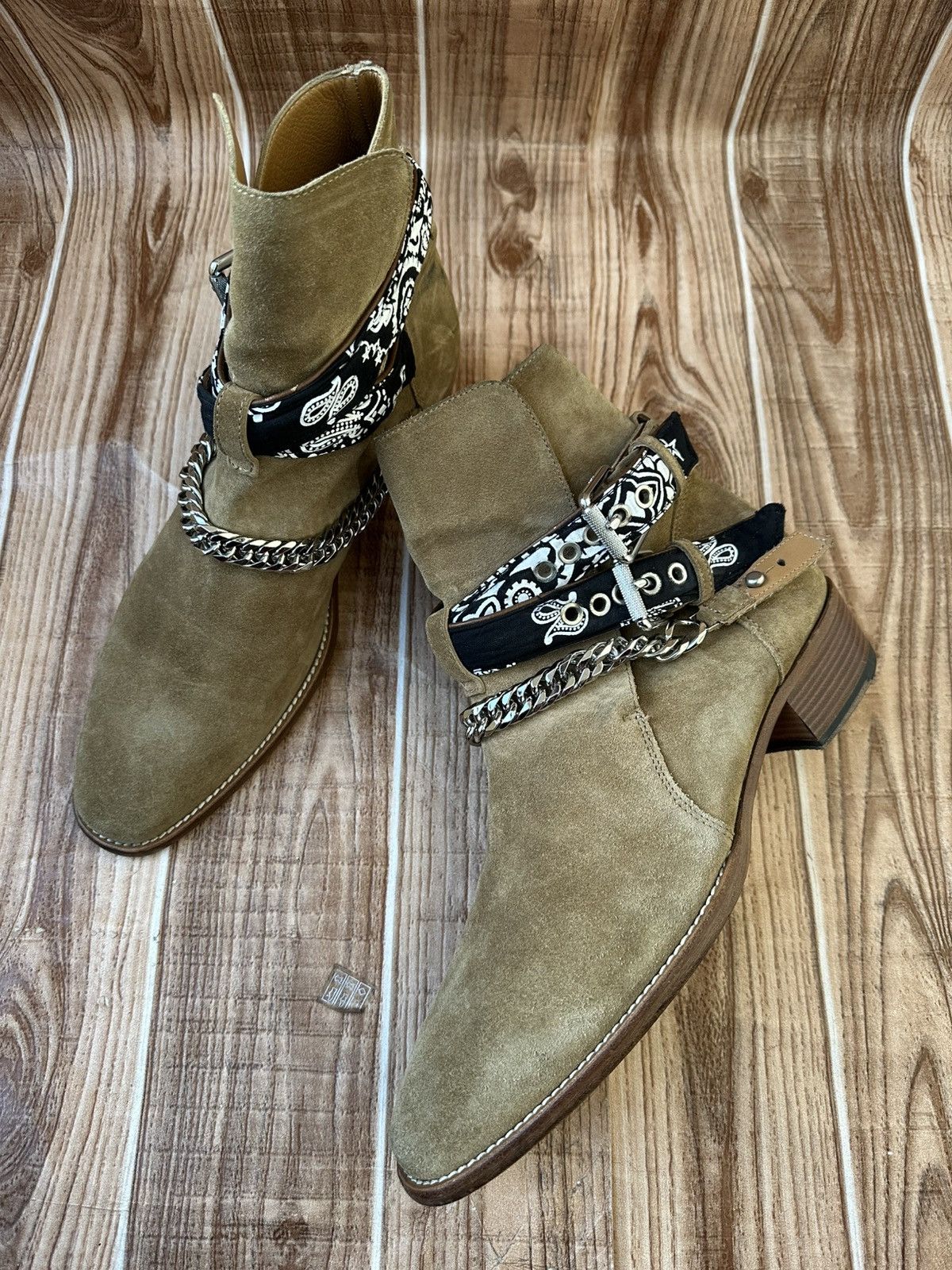 Amiri Amiri Bandana Buckle Chain Embellished Suede Western Boots Size US 11 / EU 44 - 11 Thumbnail