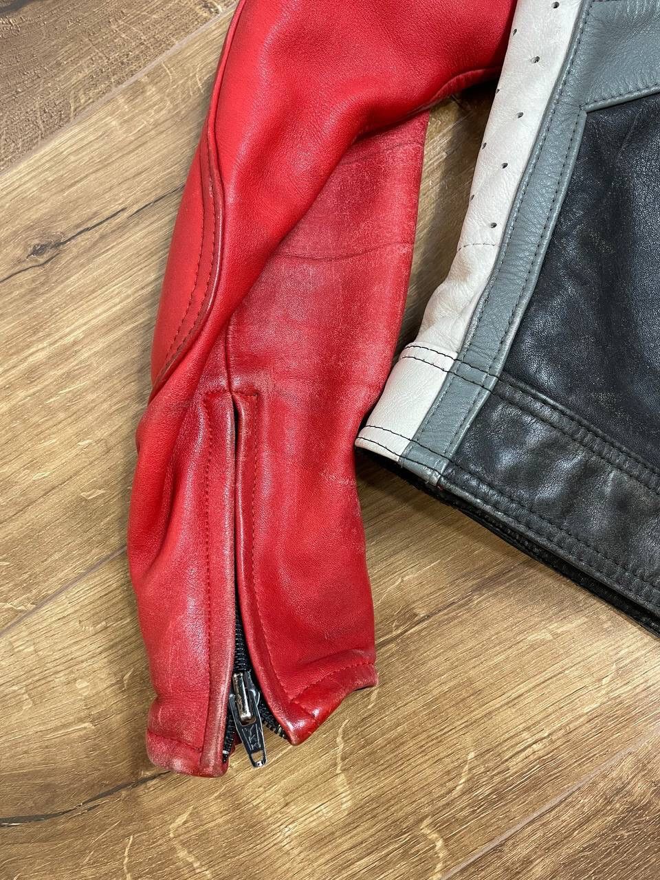 Genuine Leather × Vintage Vintage Genuine Leather 90’s Y2K Red Racing IXS Faded Jacket Size US M / EU 48-50 / 2 - 19 Thumbnail