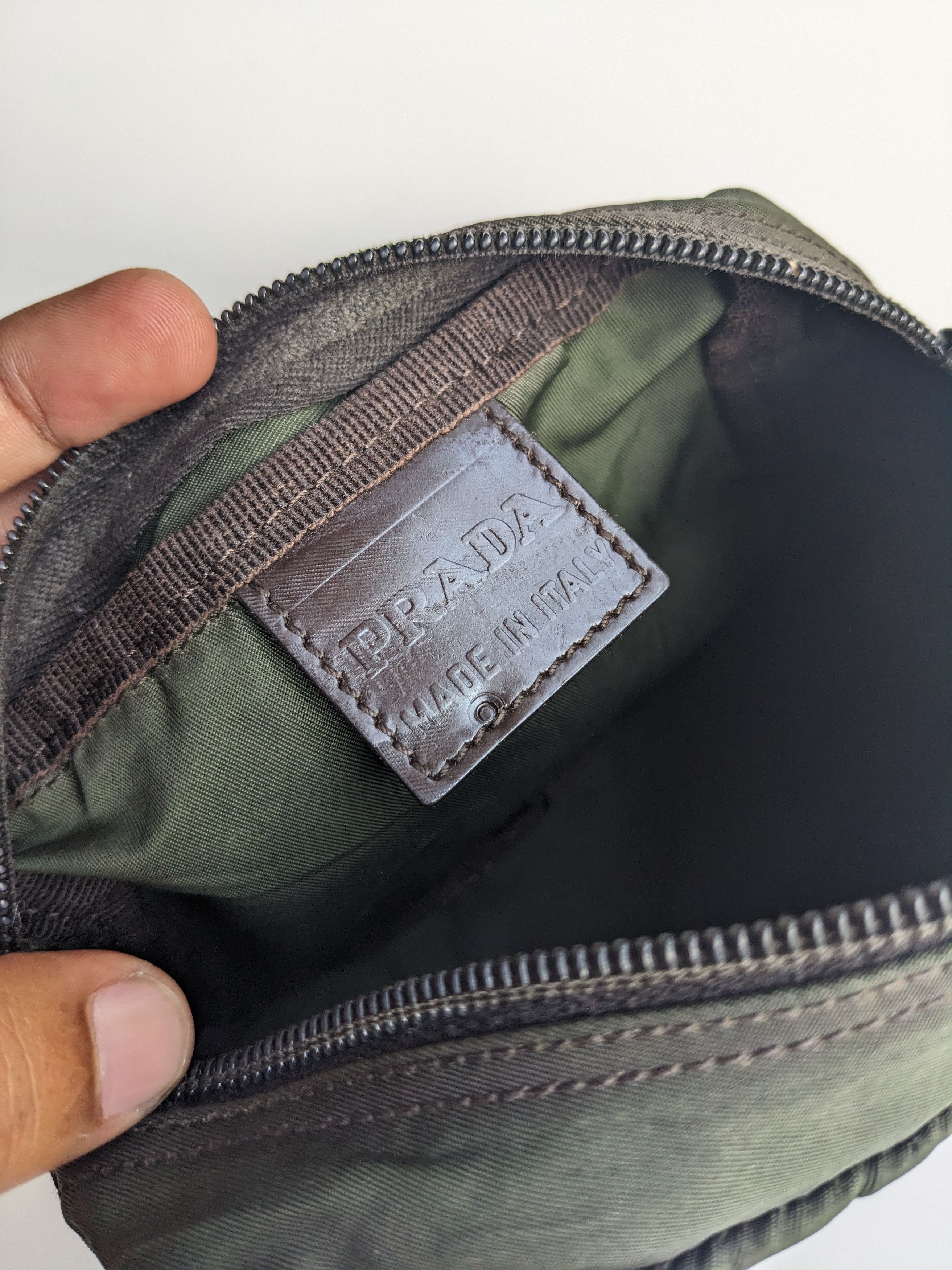 Prada Prada nylon cosmetic pouch dark green Size ONE SIZE - 6 Thumbnail