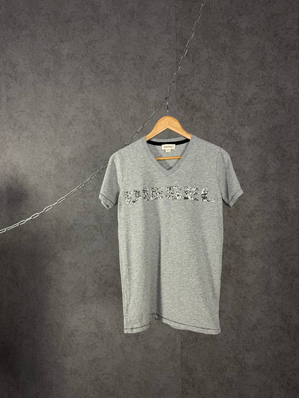 Diesel Diesel designer big logo v neck tee Size US XS / EU 42 / 0 - 1 Thumbnail
