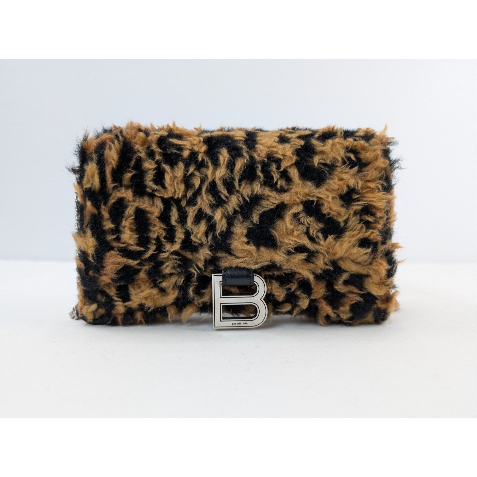 Balenciaga o1rshd1 Size: OS / Furry Leopard Wallet on Chain in Black Size ONE SIZE - 1 Thumbnail