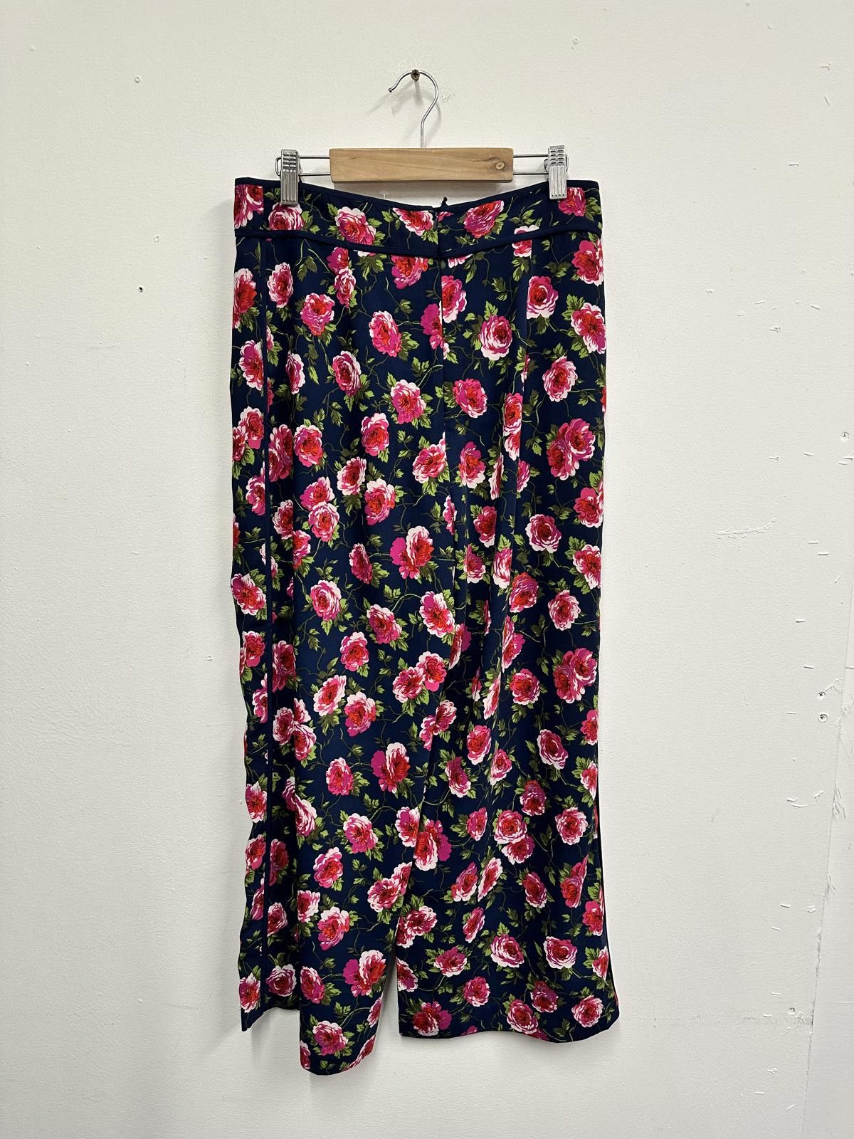 Warehouse Warehouse Floral Print Wide Leg Trousers Size 30" / US 8 / IT 44 - 2 Thumbnail