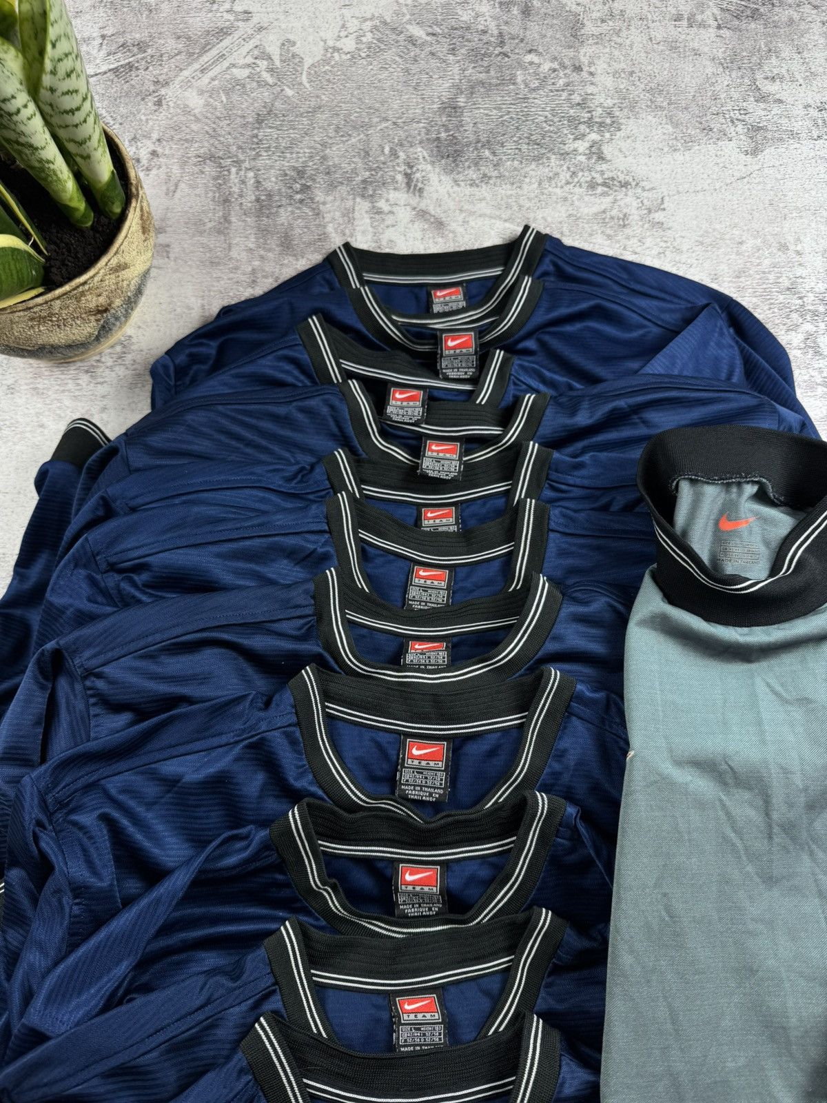 Nike Nike Team Soccer Kit Full Set 13 Goalkeeper Jerseys Long Sleeve Football Jerseys Size US L / EU 52-54 / 3 - 22 Thumbnail