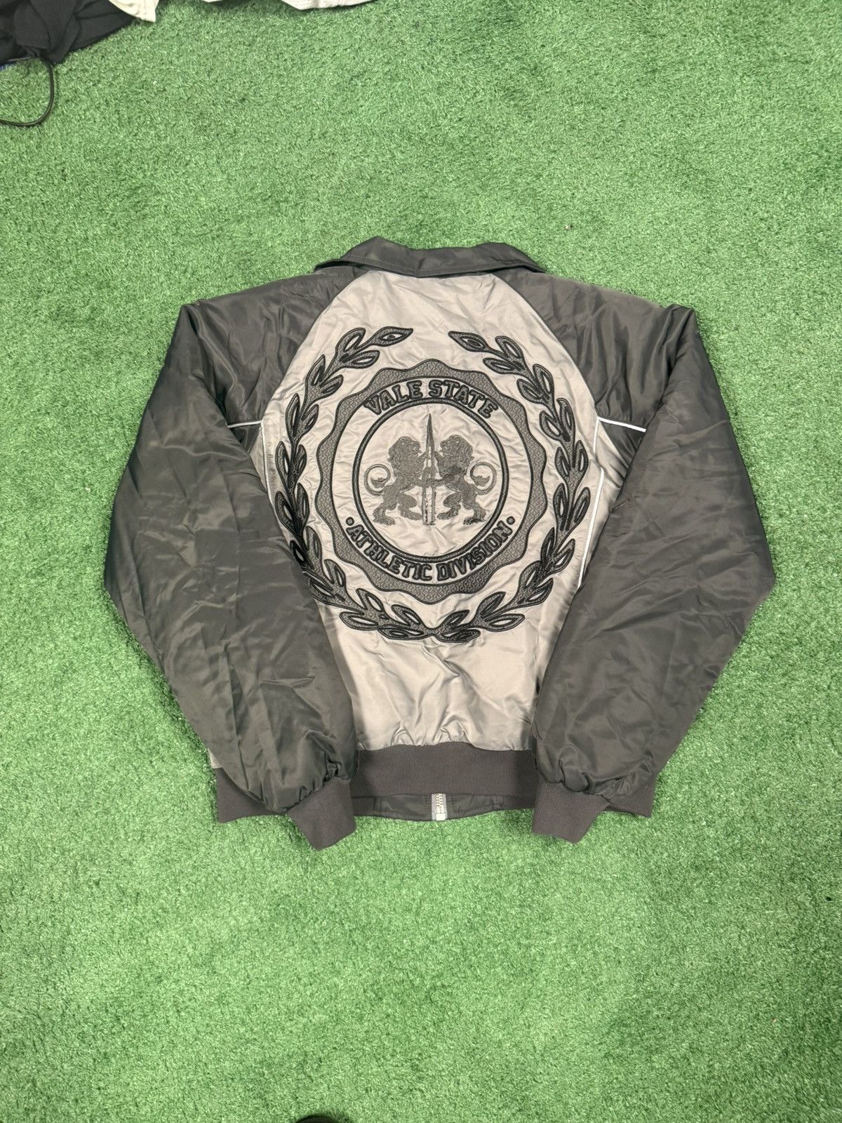 Vale Rare vale state embroidered bomber jacket Size US S / EU 44-46 / 1 - 7 Thumbnail