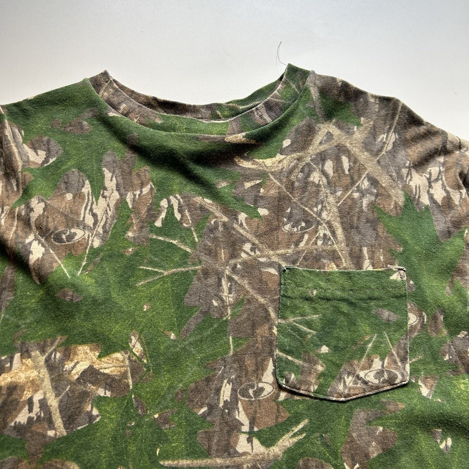 Mossy Oaks Vintage 90s Mossy Oak Camo Pocket T Shirt Long Sleeve XL USA Size US XL / EU 56 / 4 - 2 Thumbnail