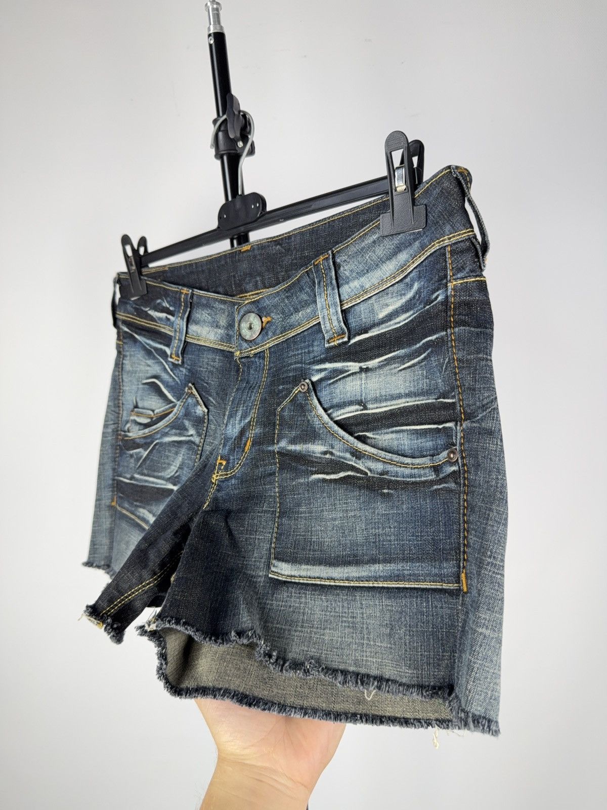 Lee Vintage 00s Lee Cowgirl Wester Denim Shorts Retro Y2K Size 32" / US 10 / IT 46 - 3 Thumbnail
