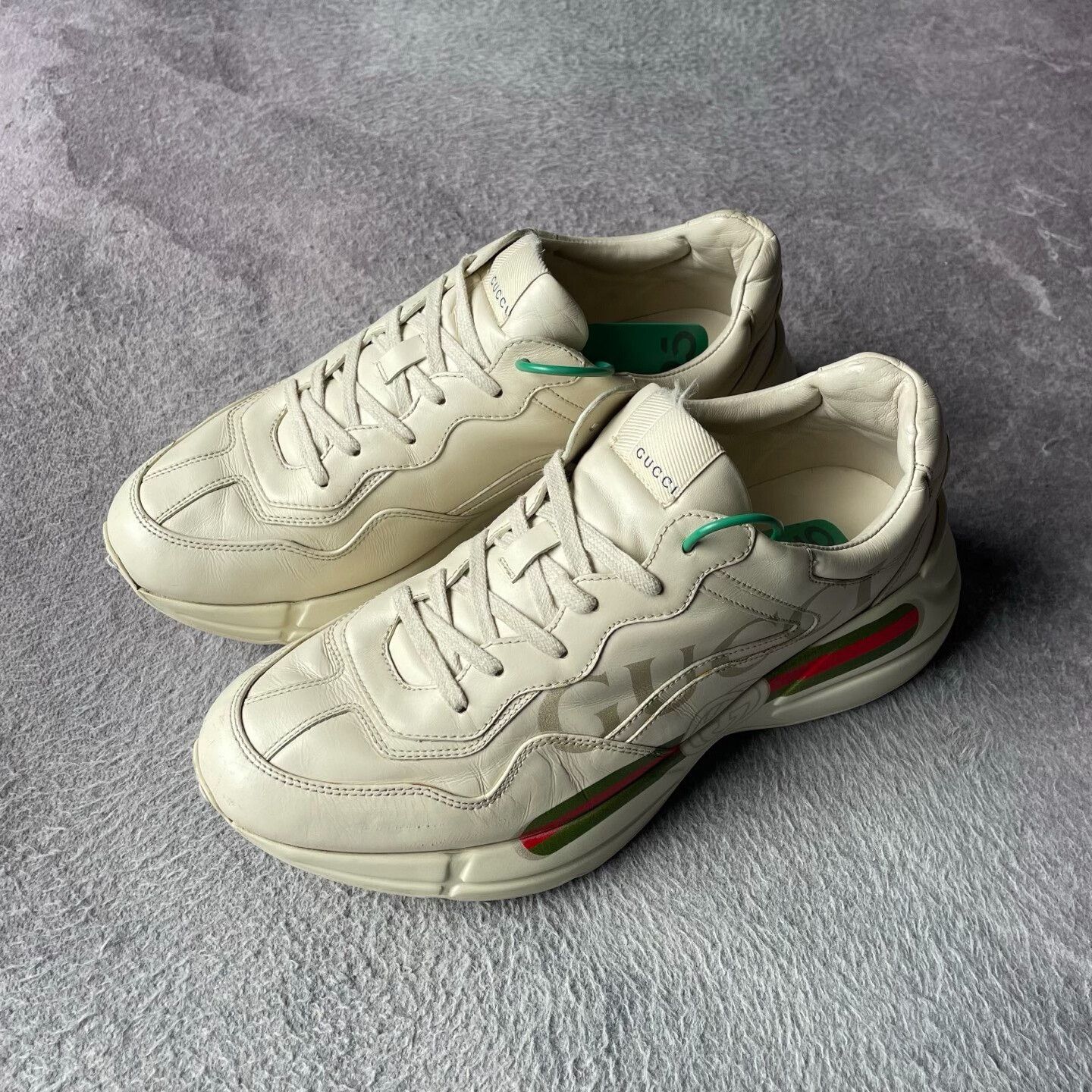 Gucci Gucci White Lowtop Sneakers 43 Men Size US 10 / EU 43 - 1 Thumbnail