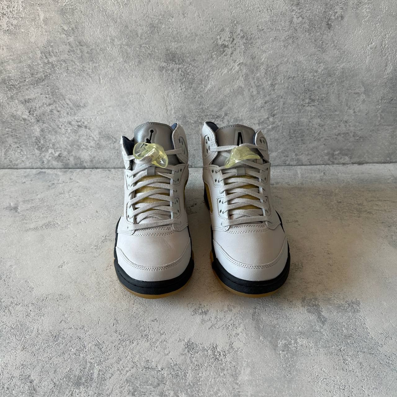 Jordan Brand Air Jordan 5 x A Ma Maniére 'Dawn' Size 38 FZ5758-004 Size US 7 / IT 37 - 5 Thumbnail
