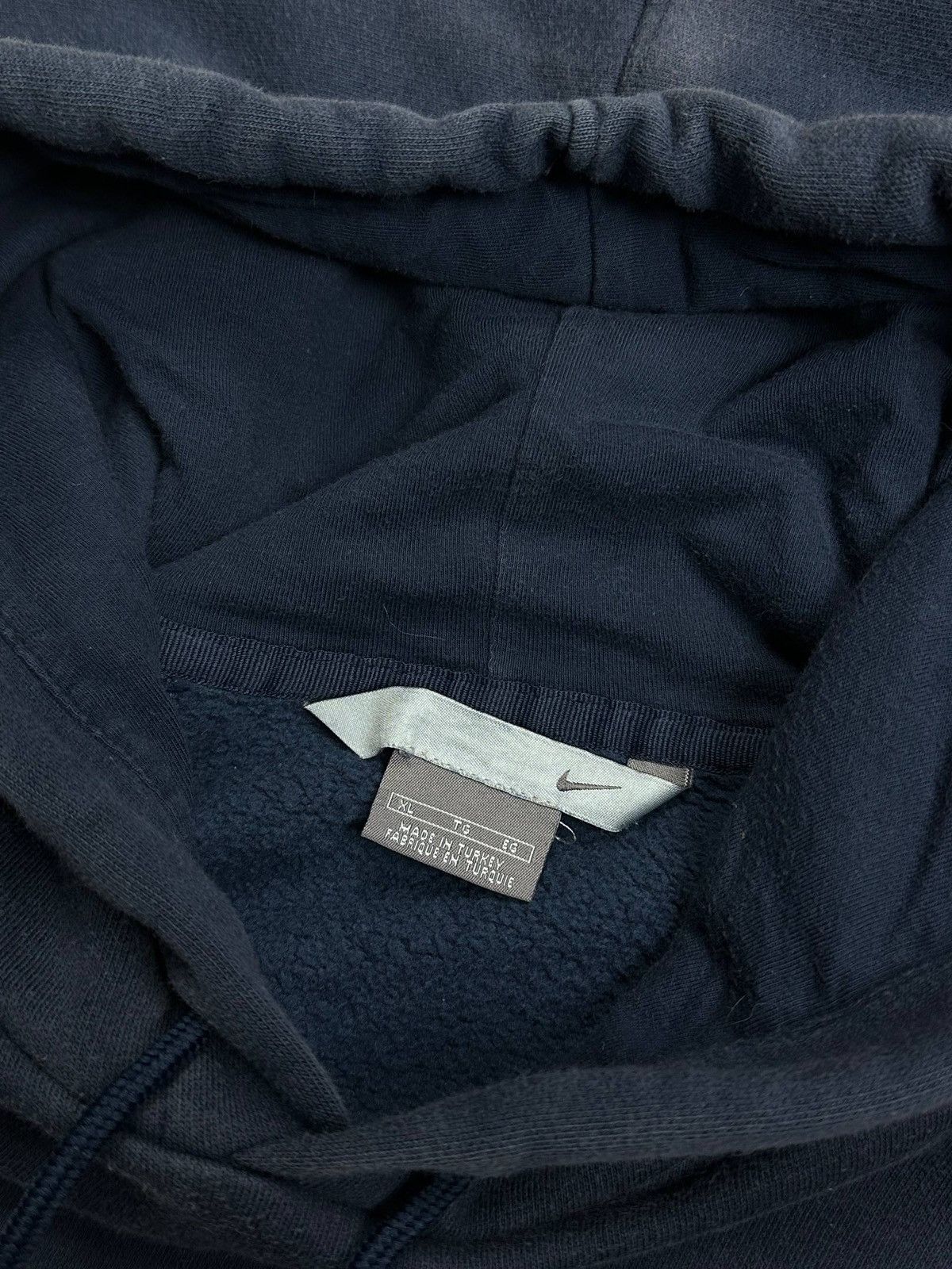 Nike Vintage 90s Nike Chicago Hometown Faded Trashed Hoodie XL Size US XL / EU 56 / 4 - 4 Thumbnail