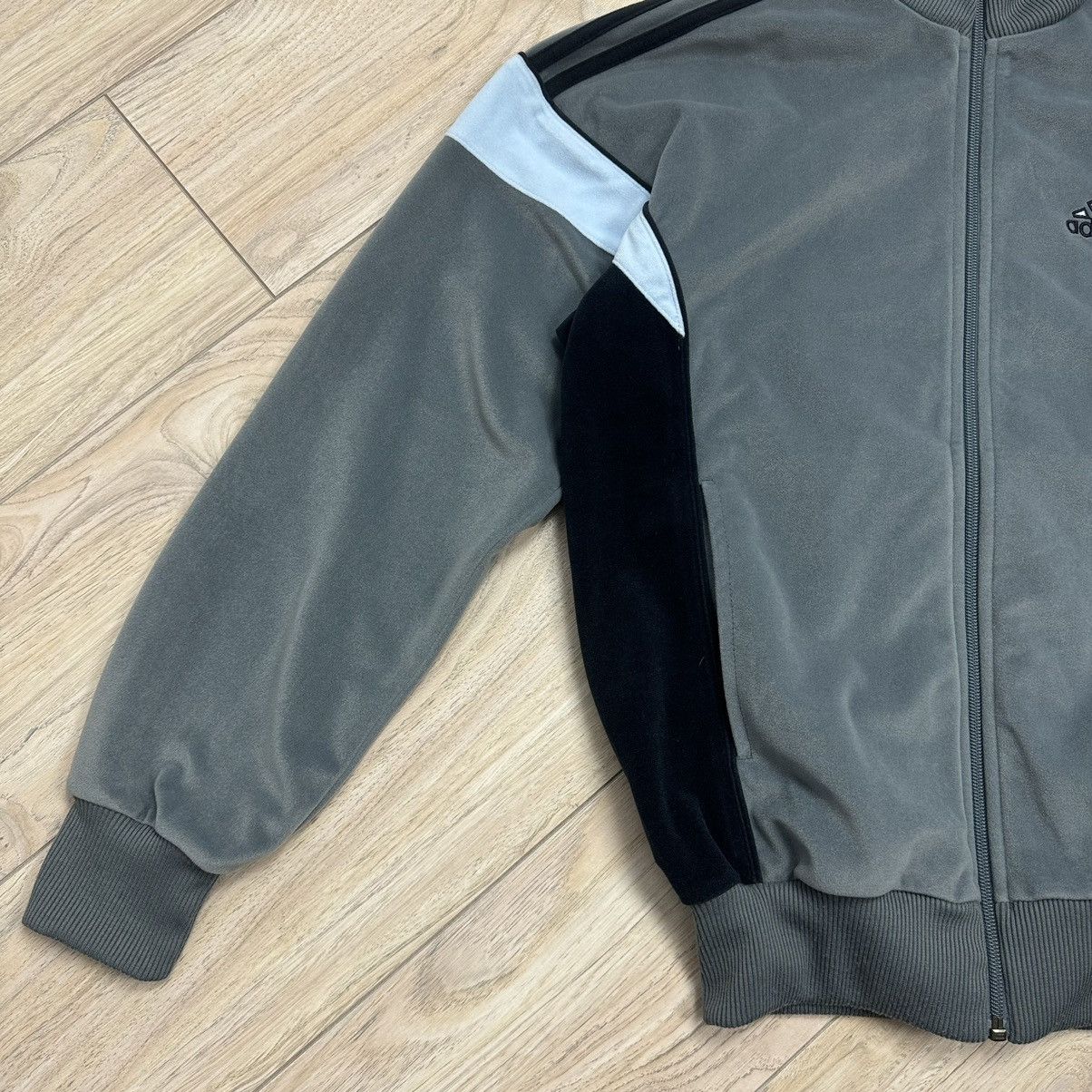 Adidas Vintage Y2K Adidas Rare Velour Grey Zip Up Track Jacket Size US S / EU 44-46 / 1 - 6 Thumbnail