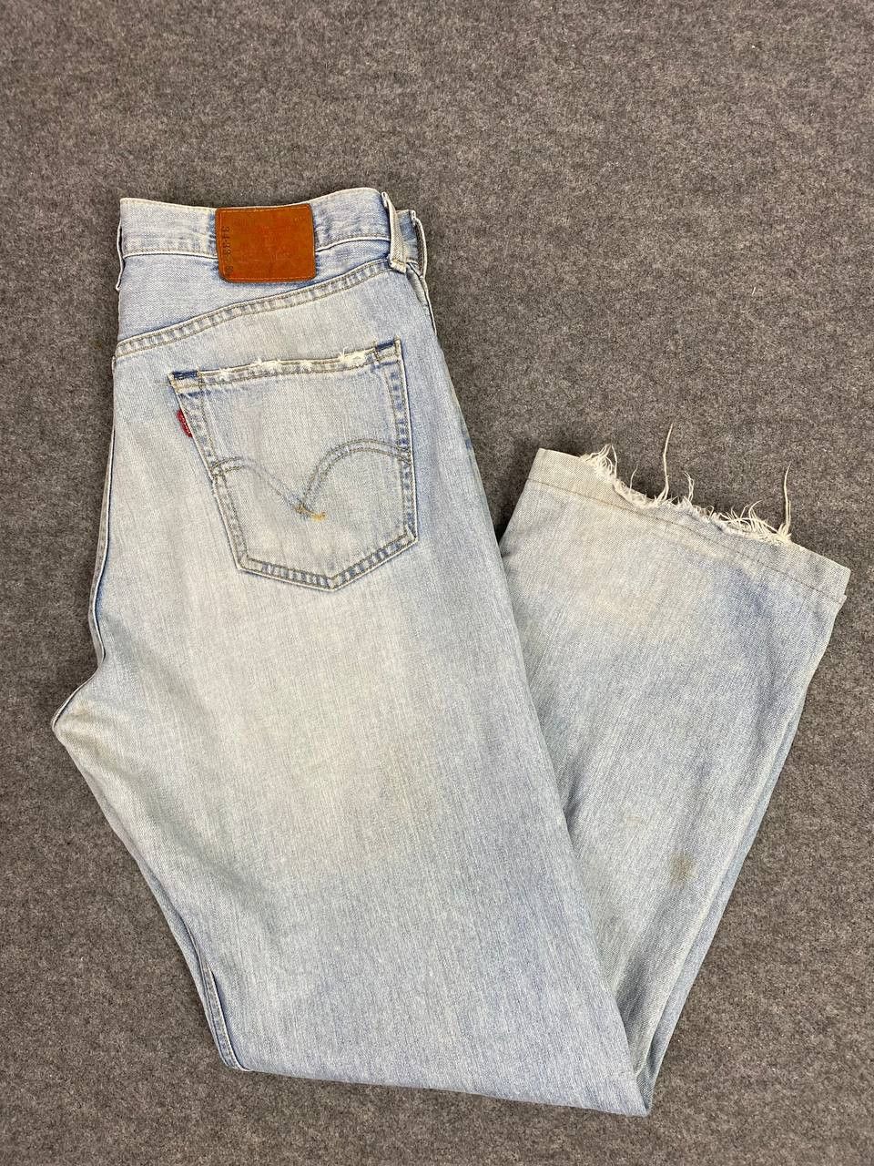 Levi's vintage levis 504 lightwash denim nice design Size US 35 - 2 Thumbnail