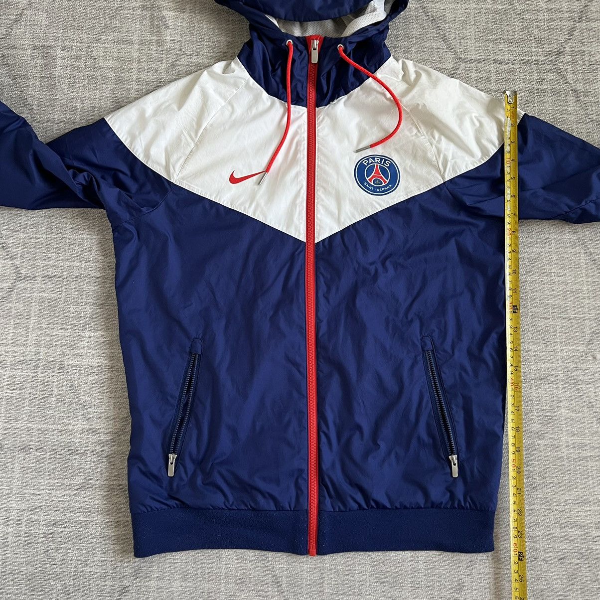 Nike Nike PSG Paris Saint Germaine Blue Windrunner Hoodie Jacket Size US S / EU 44-46 / 1 - 9 Thumbnail