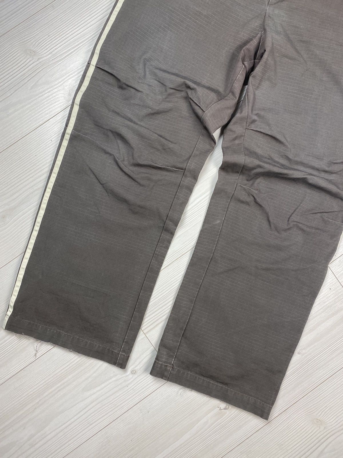 Vintage Vintage Adidas baggy pants three stripes y2k Size US 36 / EU 52 - 4 Thumbnail